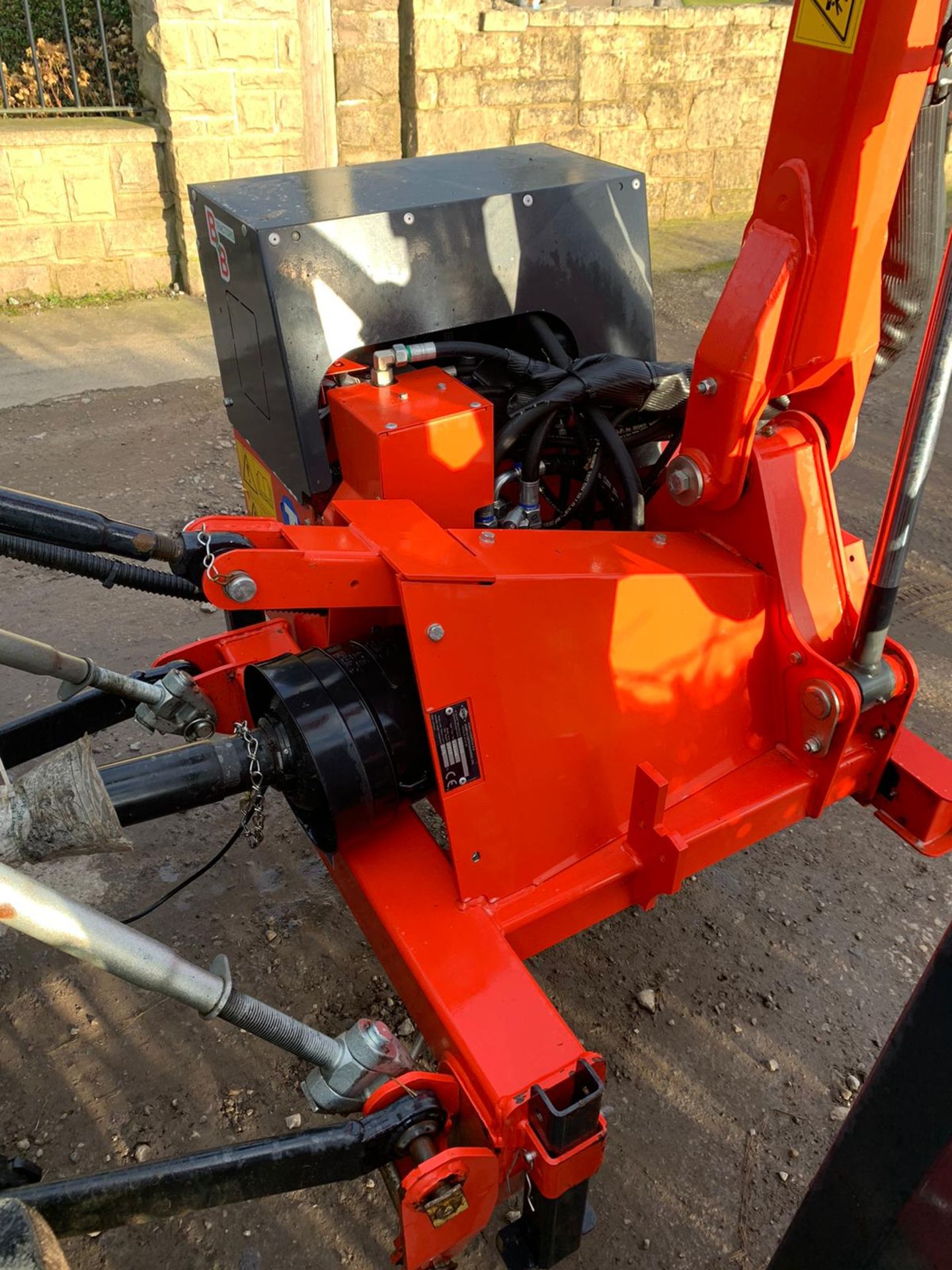 KUHN AGRI-LONGER 4834 ML HEDGECUTTER, YEAR 2017, UNLADEN WEIGHT 875 KG, WORKS & CUTS *PLUS VAT* - Image 8 of 17