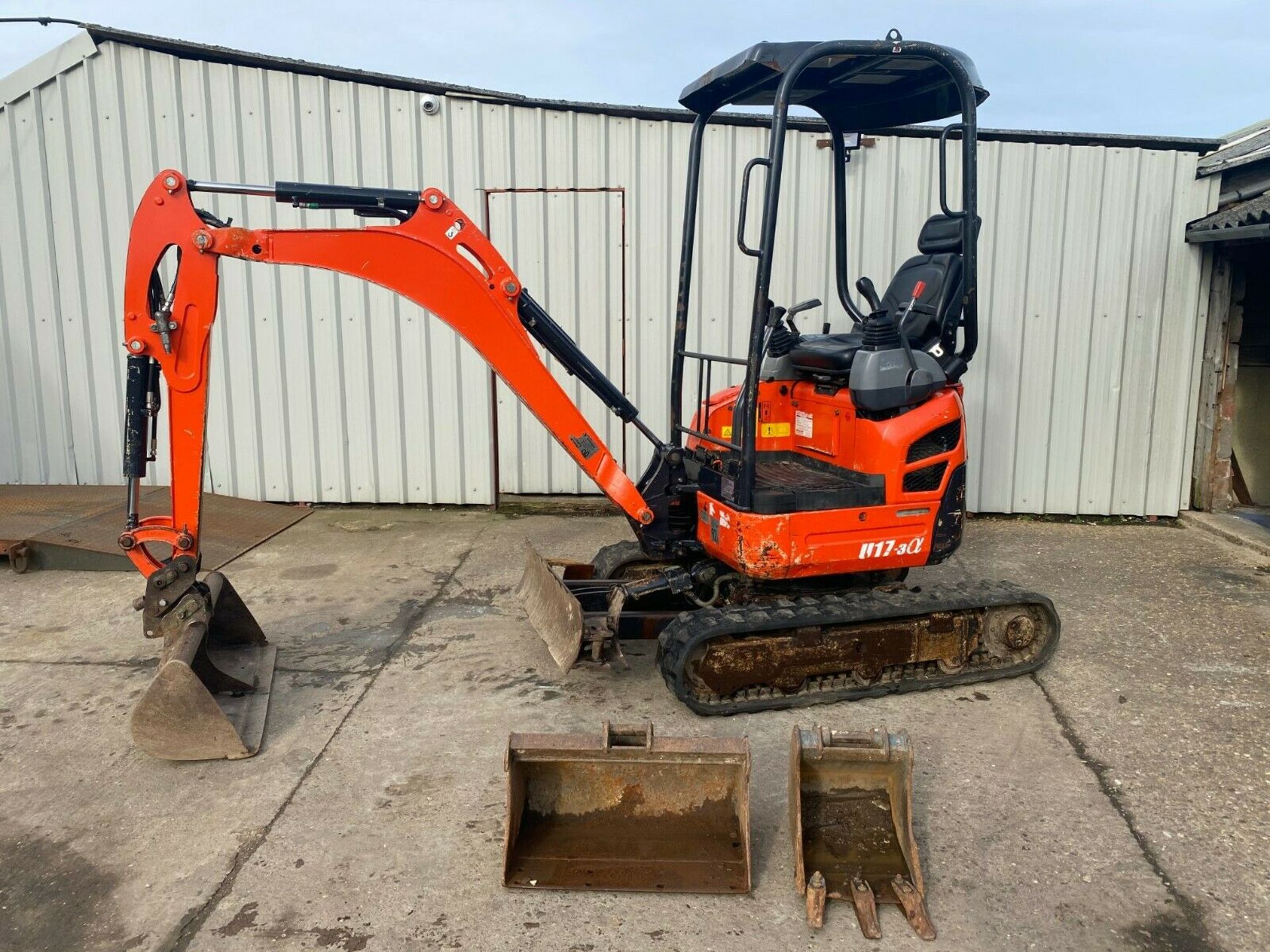 KUBOTA U17-3A EXCAVATOR, 1.7 TON, COMPLETE WITH 3 BUCKETS, YEAR 2014 *PLUS VAT*