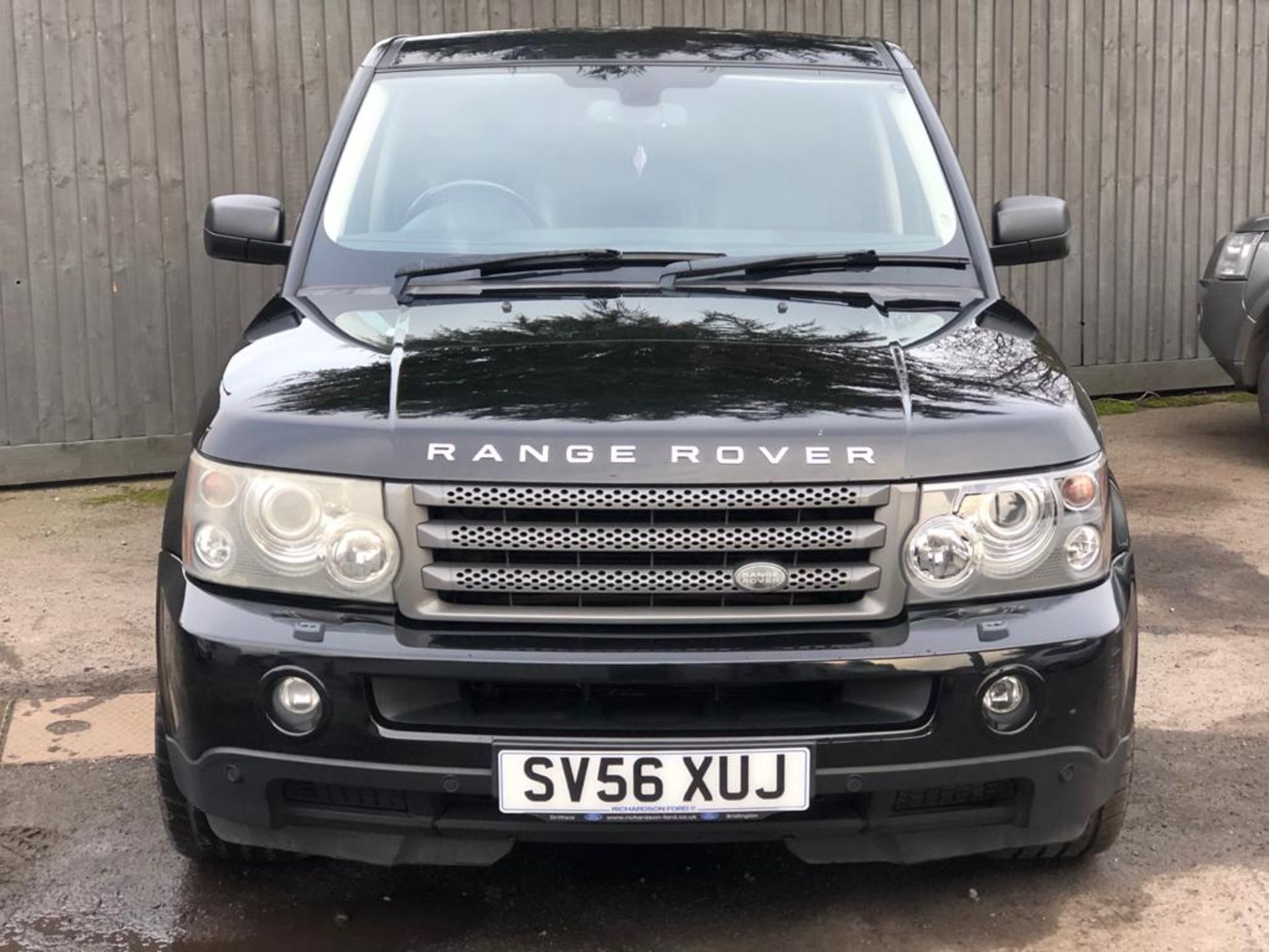 2006/56 REG LAND ROVER RANGE ROVER SPORT HSE TDV6 AUTOMATIC 2.7 DIESEL BLACK *NO VAT* - Image 3 of 17