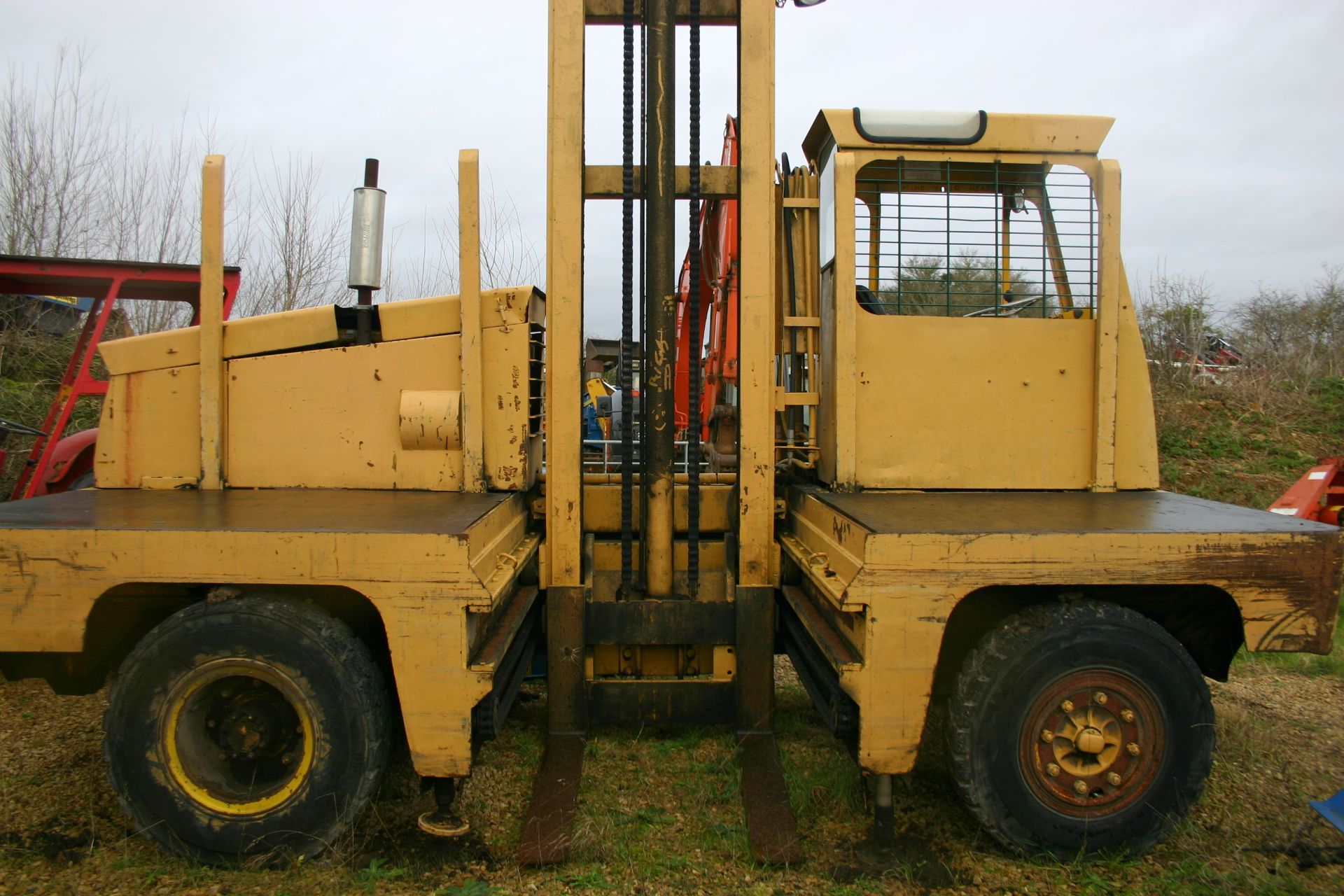 LANCER BOSS 4/88D16 FORKLIFT, FITTED WITH A PERKINS 236 4 CYLINDER DIESEL ENGINE *PLUS VAT*