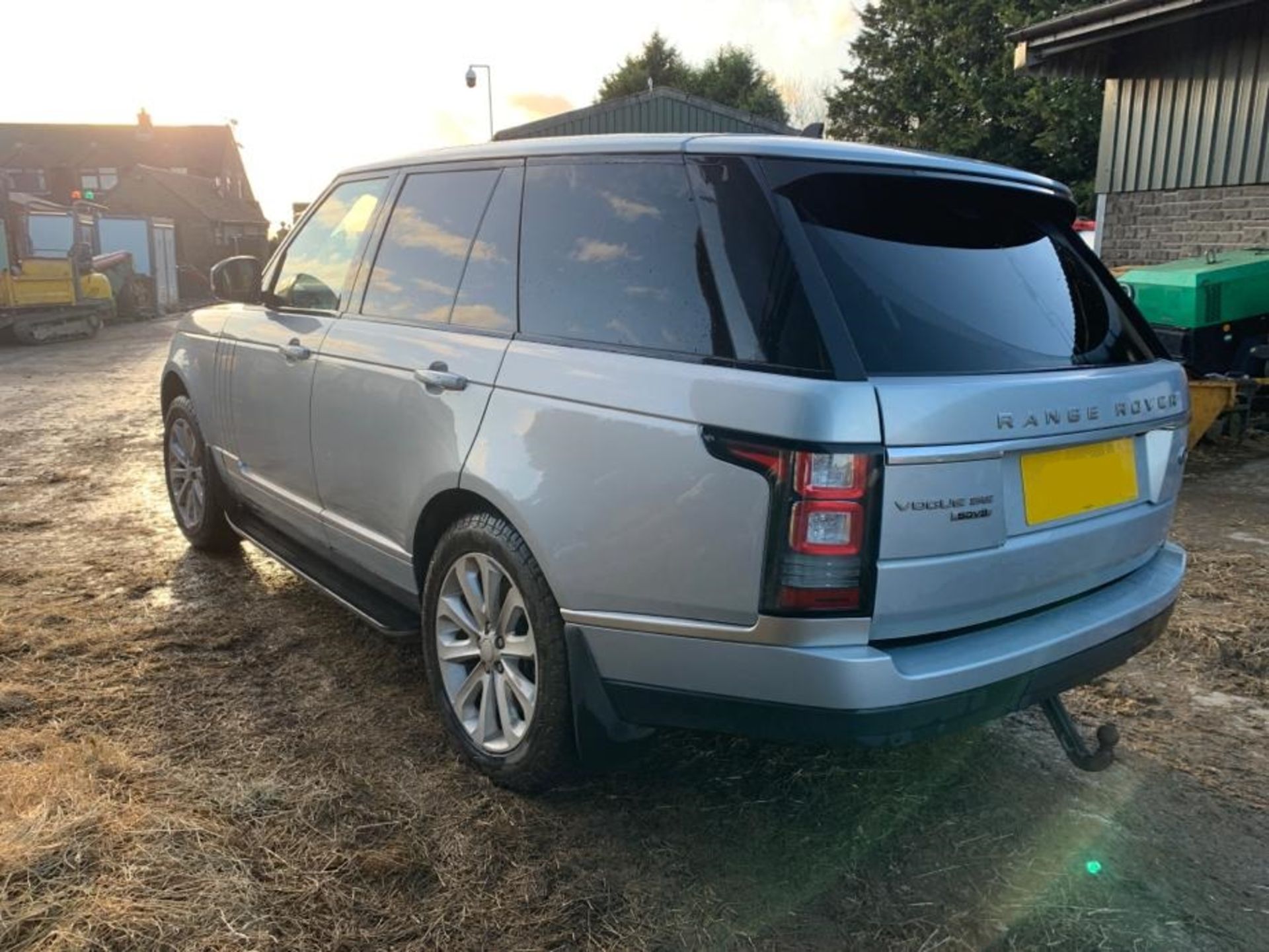 2015/15 REG LAND ROVER RANGE ROVER VOGUE SE SDV8 4.4L SILVER DIESEL 4X4, SHOWING 1 FORMER KEEPER - Bild 3 aus 24