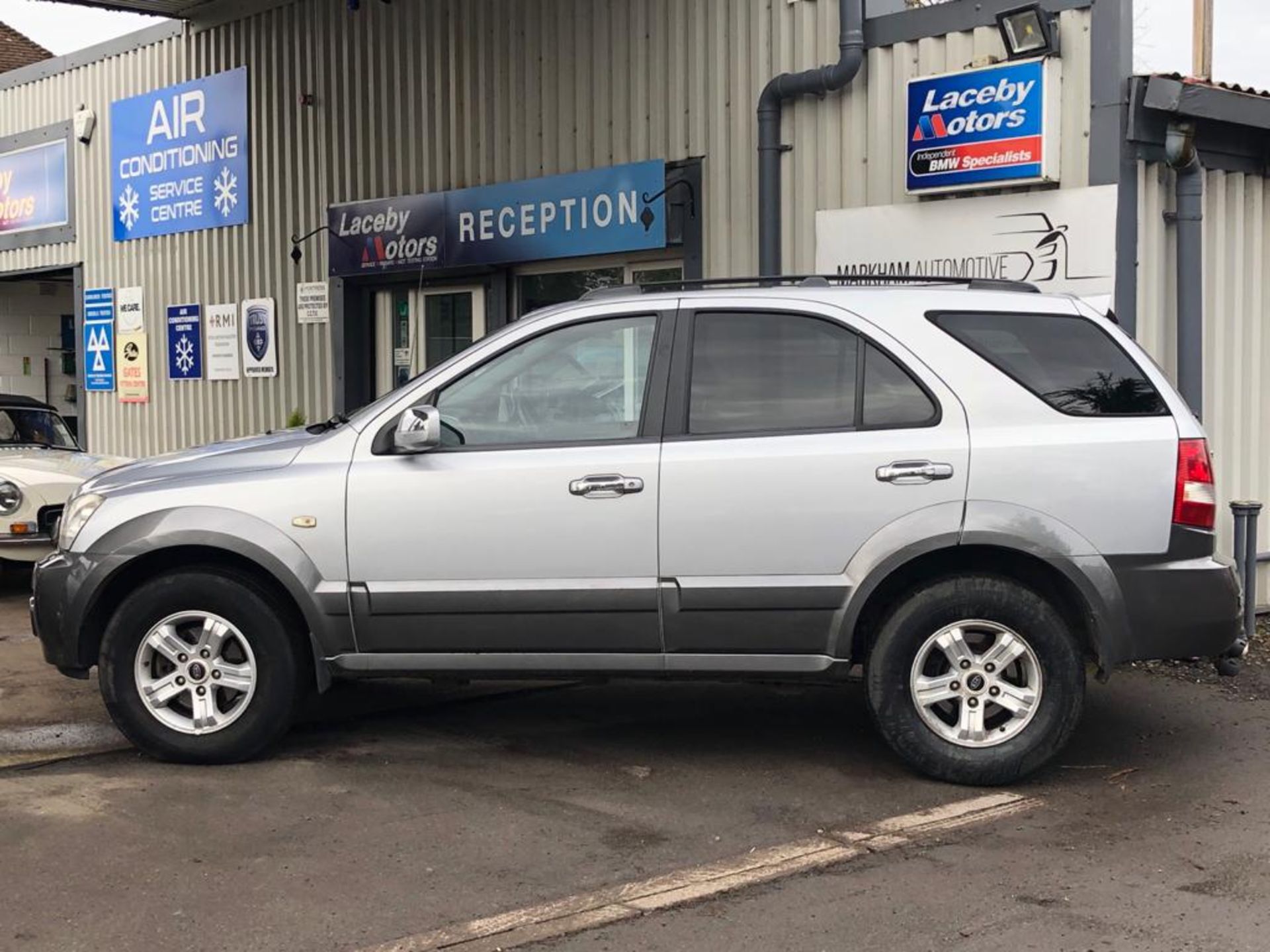 2006/06 REG KIA SORENTO CRDI XS AUTOMATIC 2.5 DIESEL SILVER ESTATE *NO VAT* - Image 3 of 15