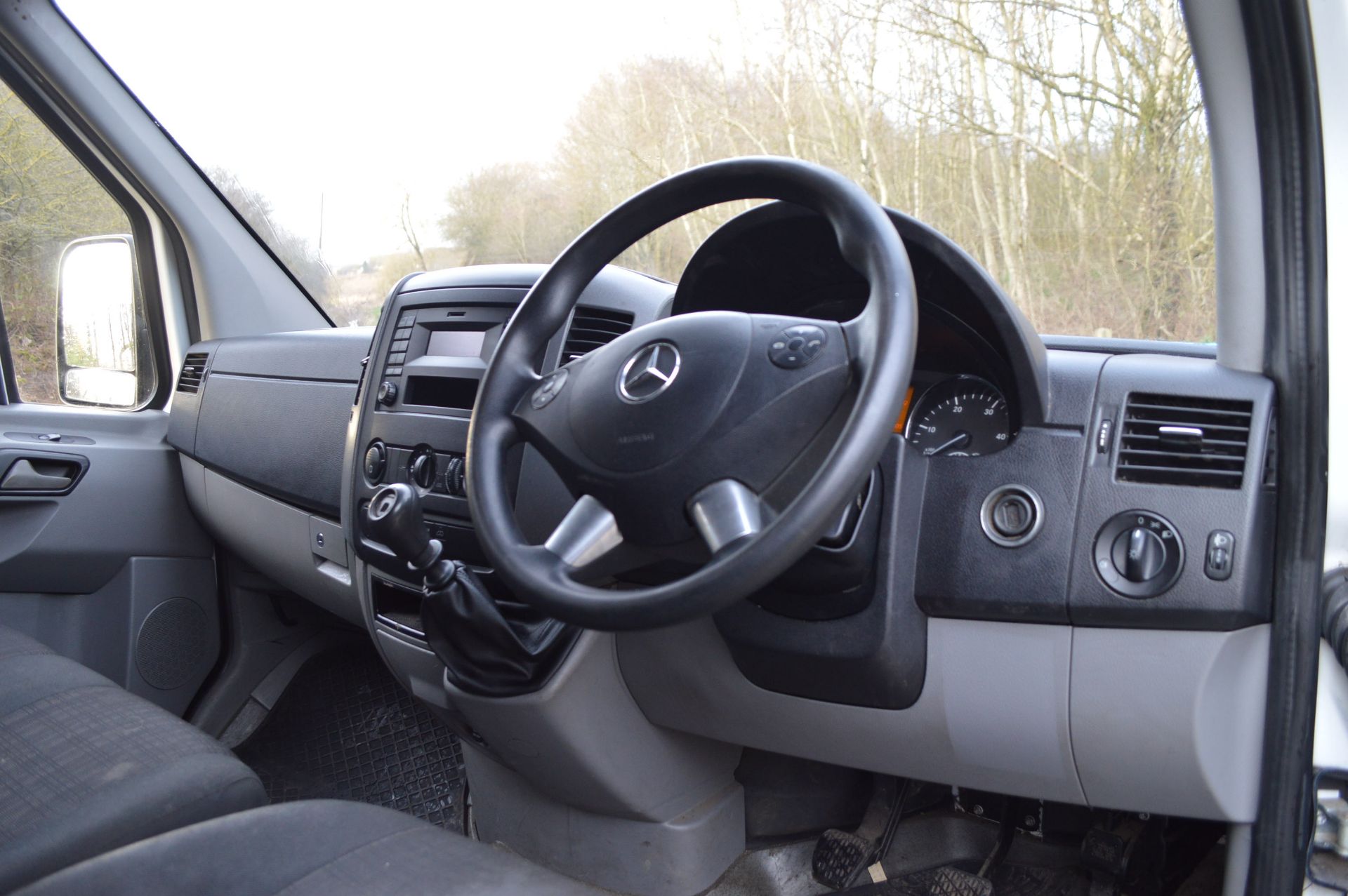 2016/65 REG MERCEDES-BENZ SPRINTER 313 CDI 2.2 DIESEL PANEL VAN, SHOWING 1 FORMER KEEPER *NO VAT* - Image 16 of 21