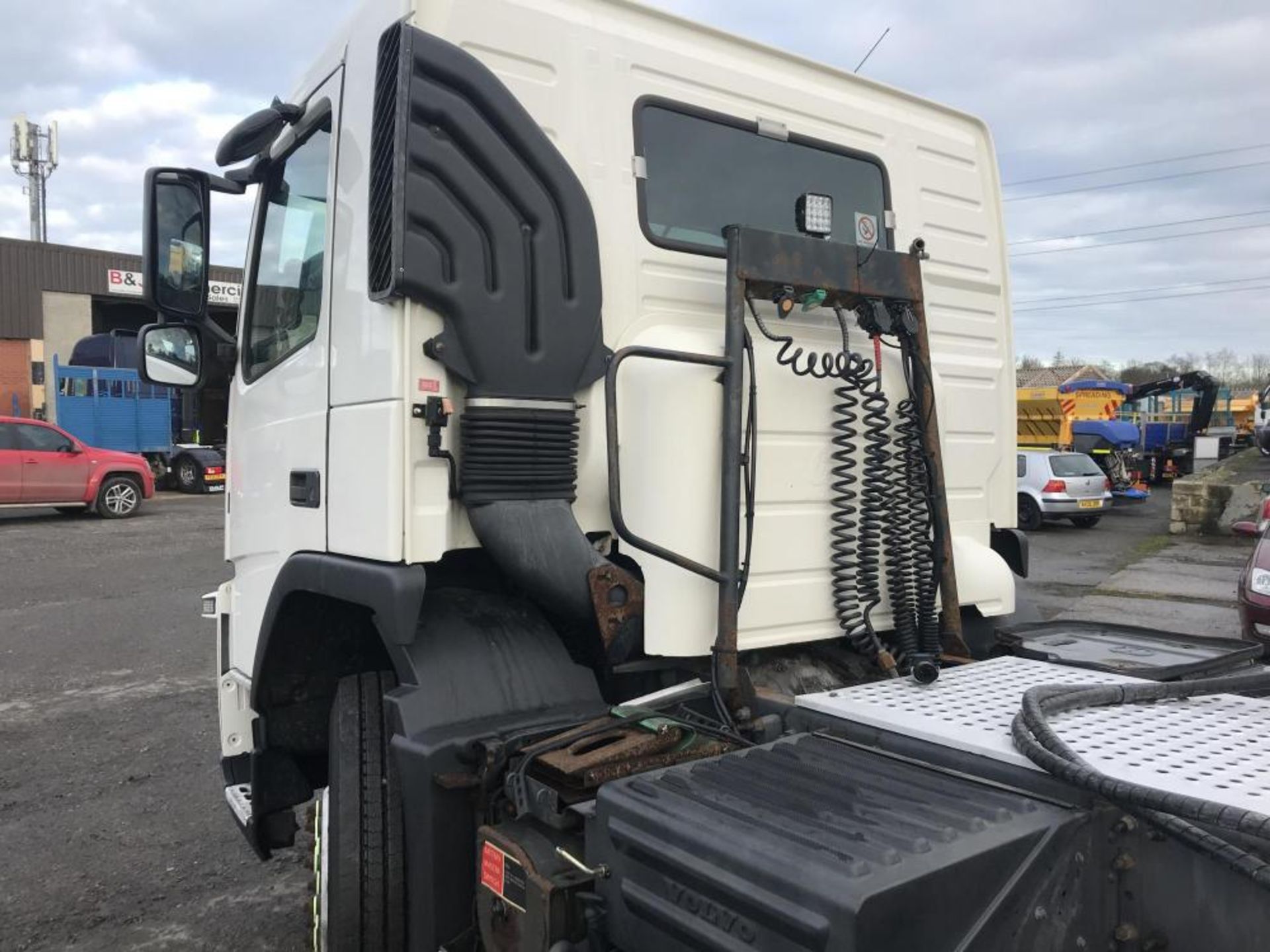 2010/60 REG VOLCO FM 450 6X2 WHITE DIESEL HEAVY HAULAGE TRACTOR UNIT I SHIFT BOX AIR CON *PLUS VAT* - Bild 3 aus 14