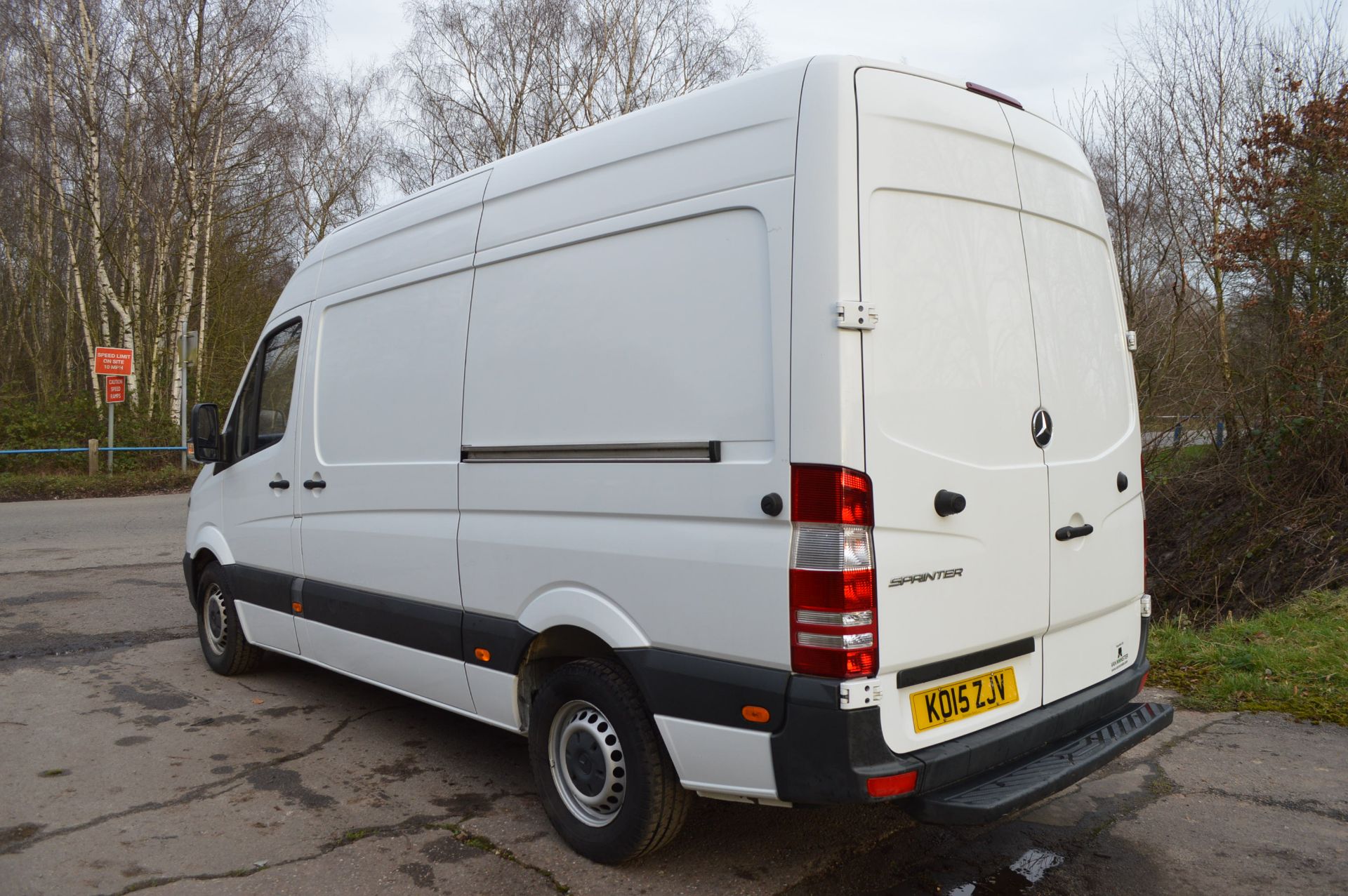 2015/15 REG MERCEDES-BENZ SPRINTER 313 CDI 2.2 DIESEL PANEL VAN, SHOWING 1 FORMER KEEPER *NO VAT* - Image 4 of 21