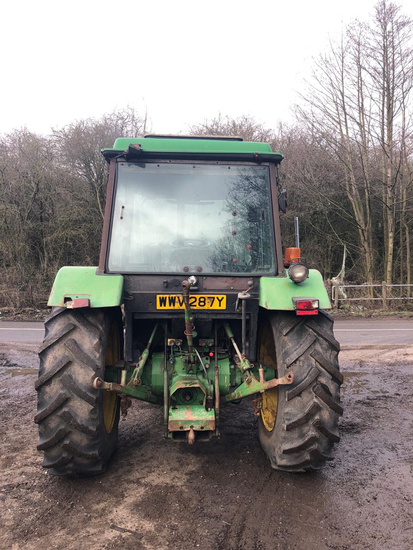 JOHN DEERE 2140 LOADER TRACTOR, RUNS, WORKS, DOES WHAT IT SHOULD *PLUS VAT* - Image 3 of 7