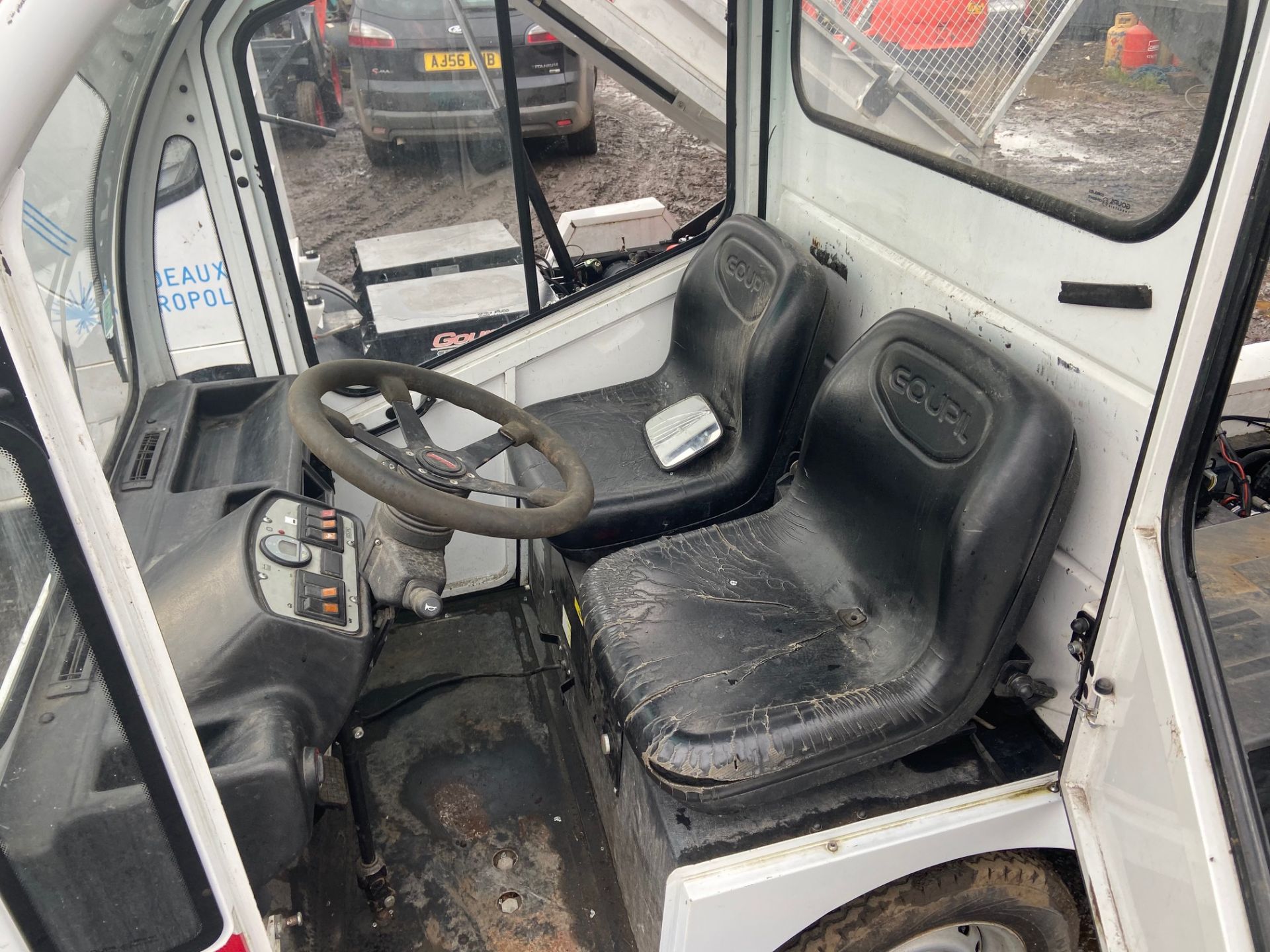 2 X GROUPIL G3 ELECTRIC TIPPER TRUCKS FOR SPARES / REPAIRS. FRENCH REGISTERED *PLUS VAT* - Image 7 of 7