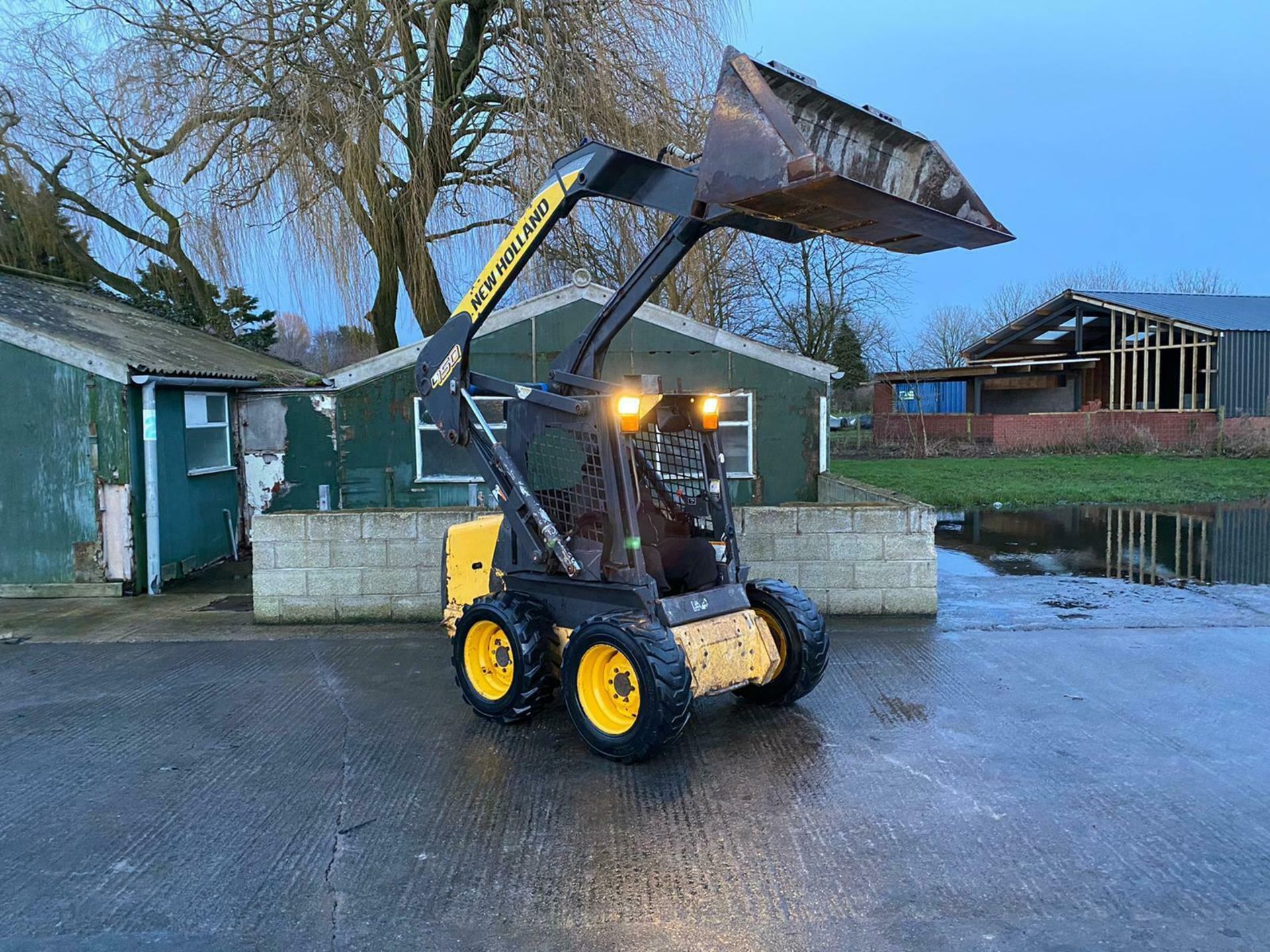 2008 NEW HOLLAND L150 SKIDSTEER LOADER