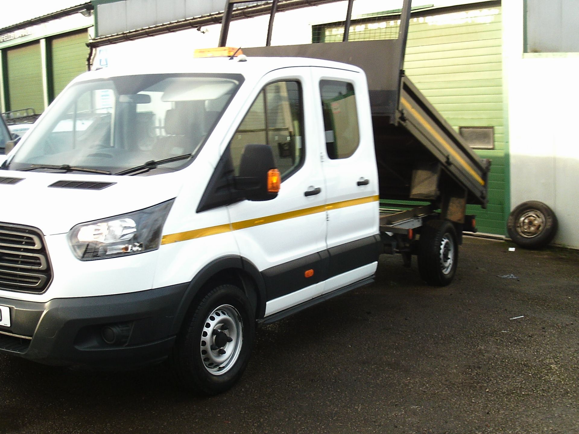 2017/17 REG FORD TRANSIT 350 CREWCAB 2LT EURO 6 130BHP 2.0 DIESEL WHITE TIPPER *PLUS VAT* - Image 5 of 13