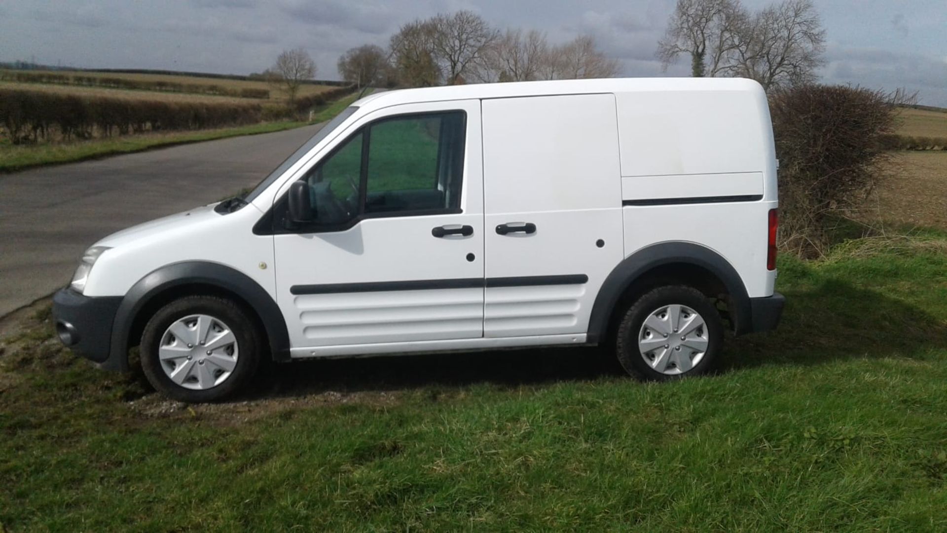 2012/12 REG FORD TRANSIT CONNECT T200 1.8 DIESEL PANEL VAN *NO VAT* - Image 3 of 11