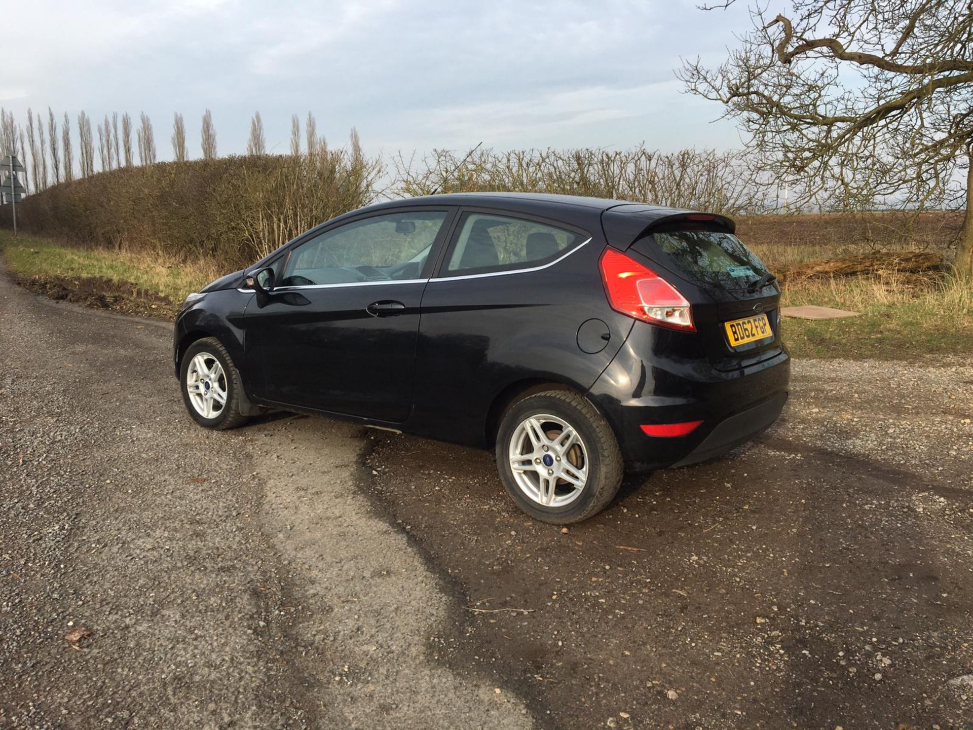 2013/62 REG FORD FIESTA ZETEC 1.25 PETROL BLACK 3DR HATCHBACK, SHOWING 2 FORMER KEEPERS *NO VAT* - Image 5 of 17