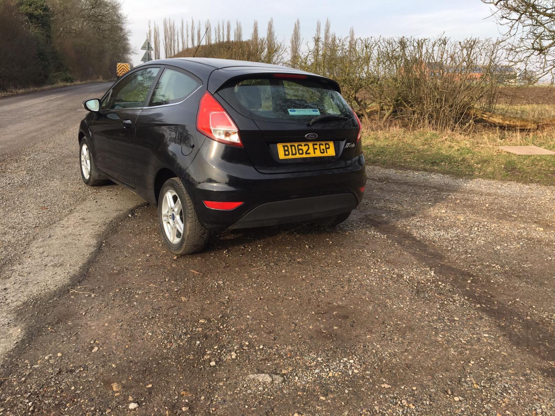 2013/62 REG FORD FIESTA ZETEC 1.25 PETROL BLACK 3DR HATCHBACK, SHOWING 2 FORMER KEEPERS *NO VAT* - Image 6 of 17