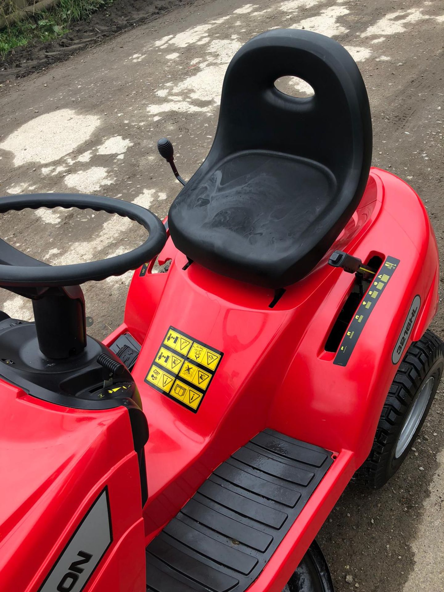 MASSEY FERGUSON 3216HL, IN VERY GOOD CONDITION, RUNS, WORKS AND CUTS WELL, GOOD TYRES *NO VAT* - Image 8 of 8