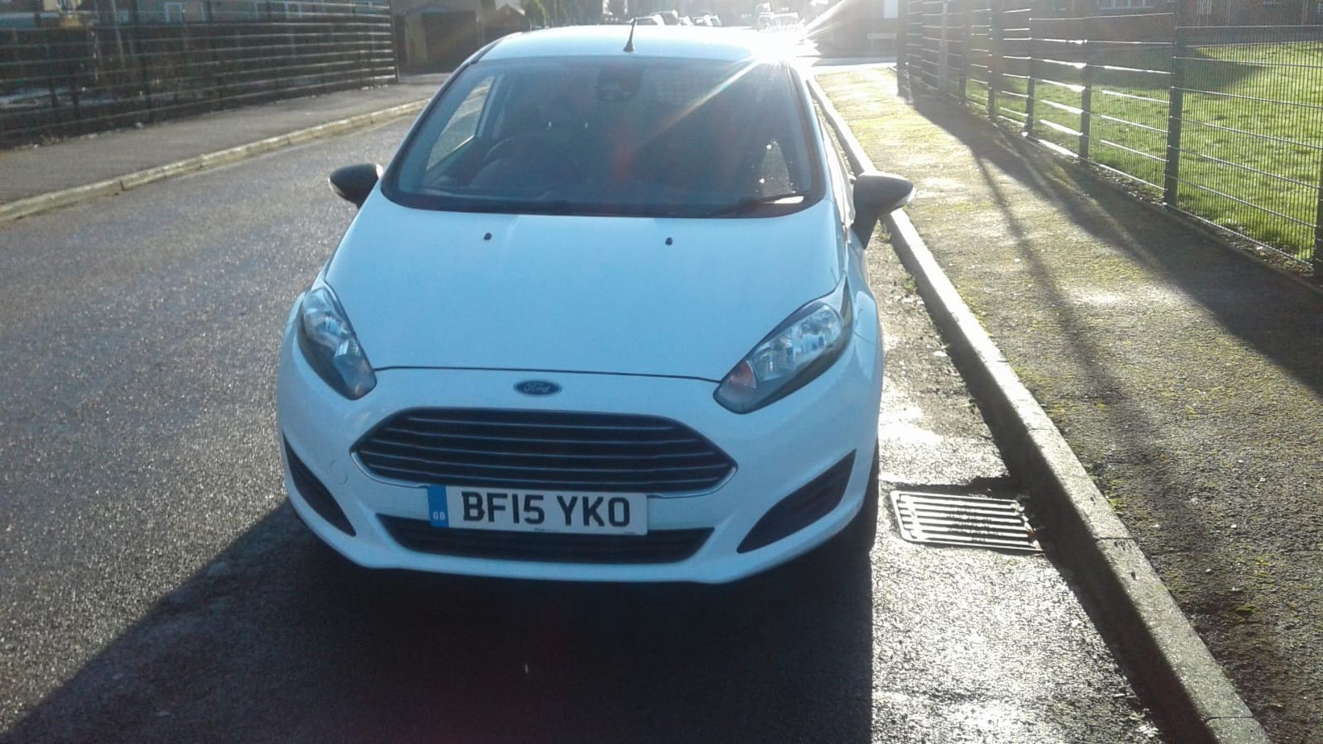 2015/15 REG FORD FIESTA ECONETIC TECH TDCI 1.6 CAR DERIVED VAN, SHOWING 0 FORMER KEEPERS *NO VAT* - Image 2 of 12