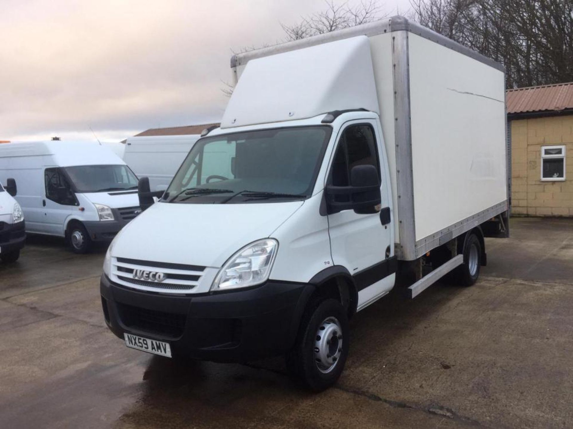 2009/59 REG IVECO DAILY 65C18 BOX VAN WITH TAIL LIFT EX COUNCIL 6500 KG 3.0 DIESEL *PLUS VAT* - Image 2 of 10