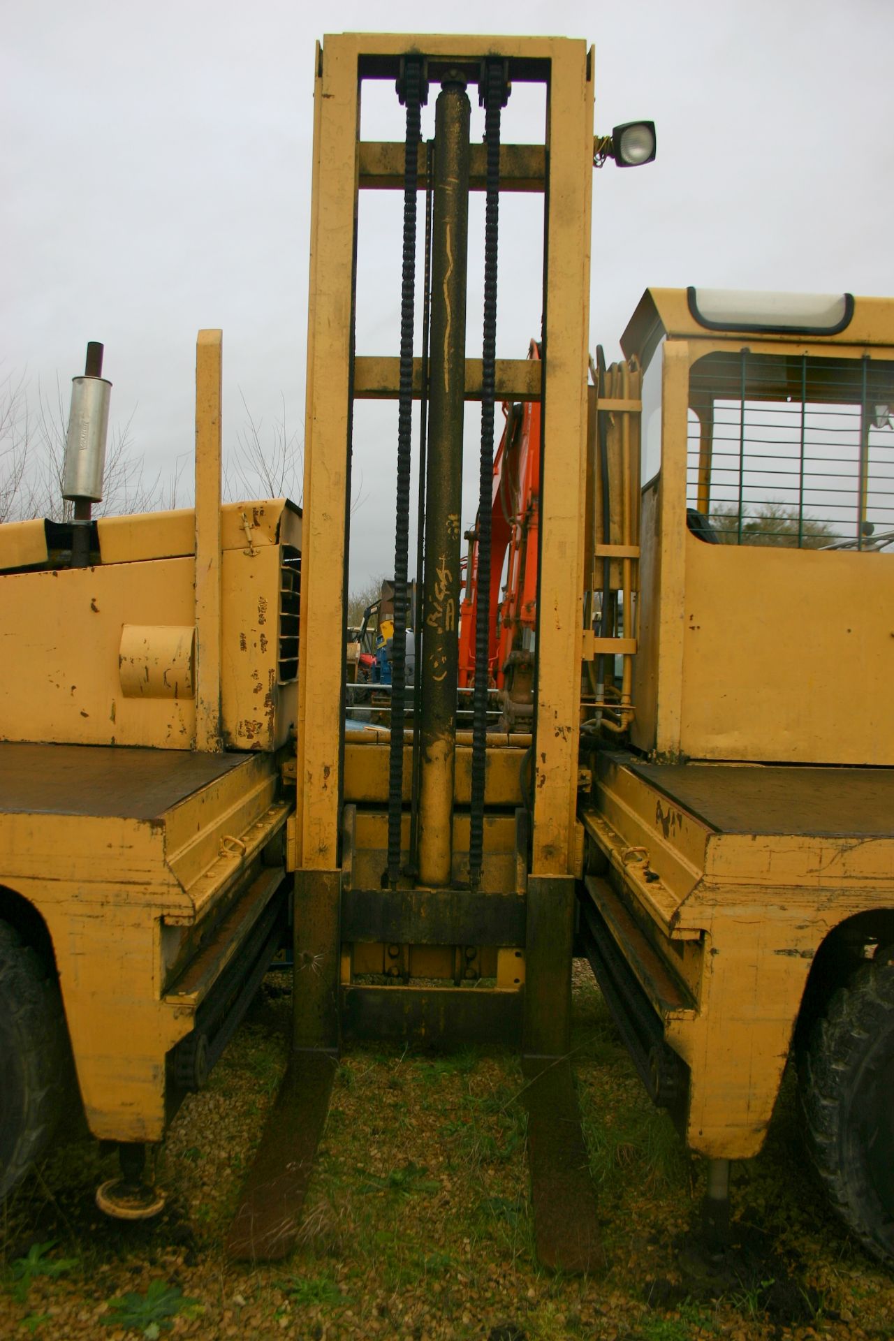 LANCER BOSS 4/88D16 FORKLIFT, FITTED WITH A PERKINS 236 4 CYLINDER DIESEL ENGINE *PLUS VAT* - Image 5 of 7