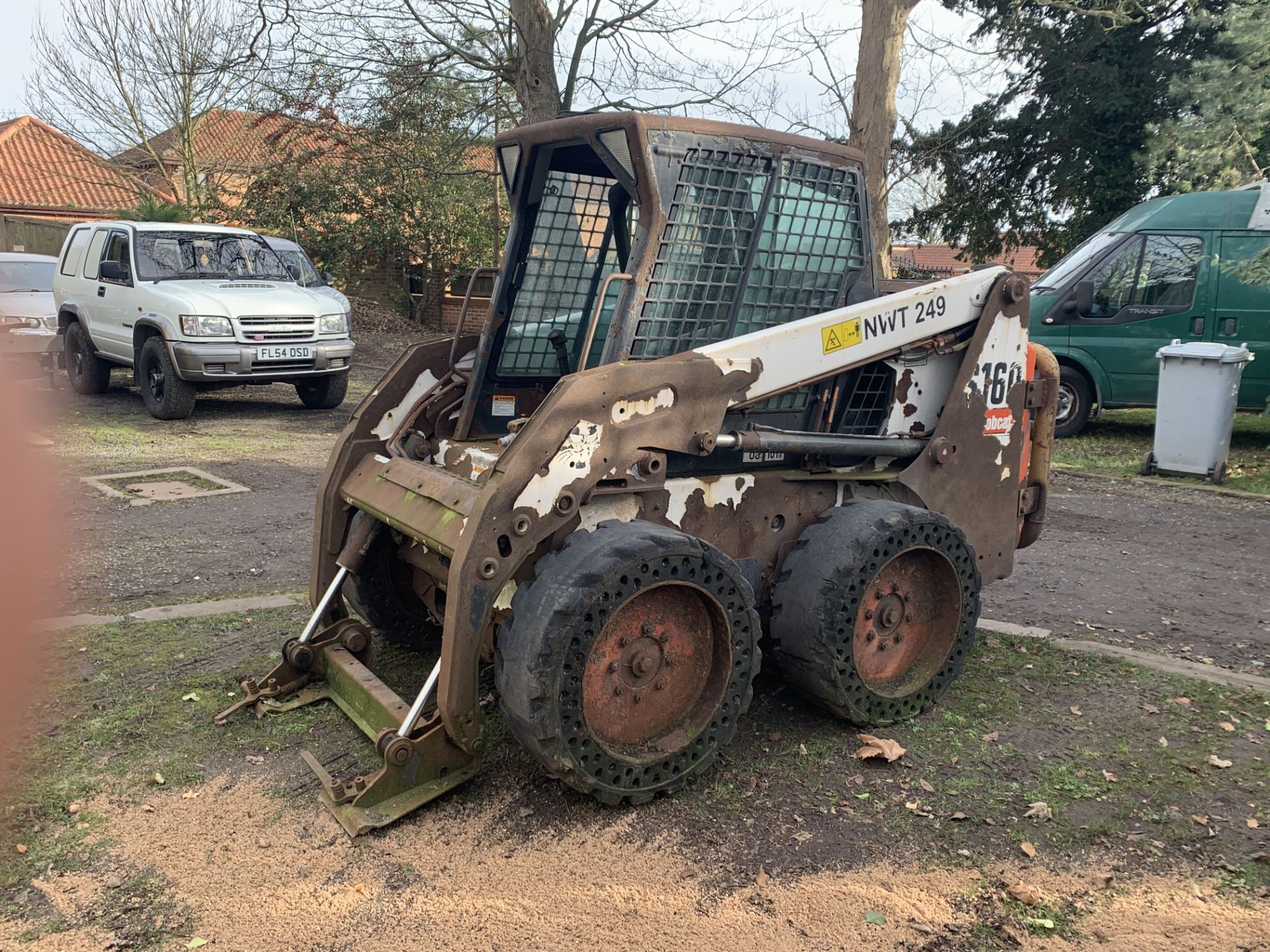 2010 BOBCAT SKIDSTEER S160 LOADER LOW HOURS 1293 HRS - Image 2 of 11