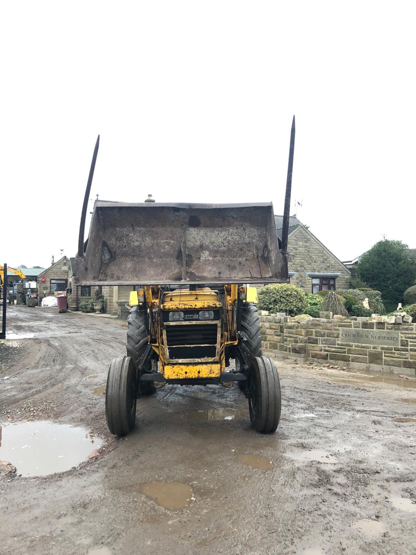 CASE INTERNATIONAL 1394 LOADER TRACTOR, RUNS AND WORKS WELL, 3 POINT LINKAGE, PTO WORKING, 774 HOURS - Image 7 of 8