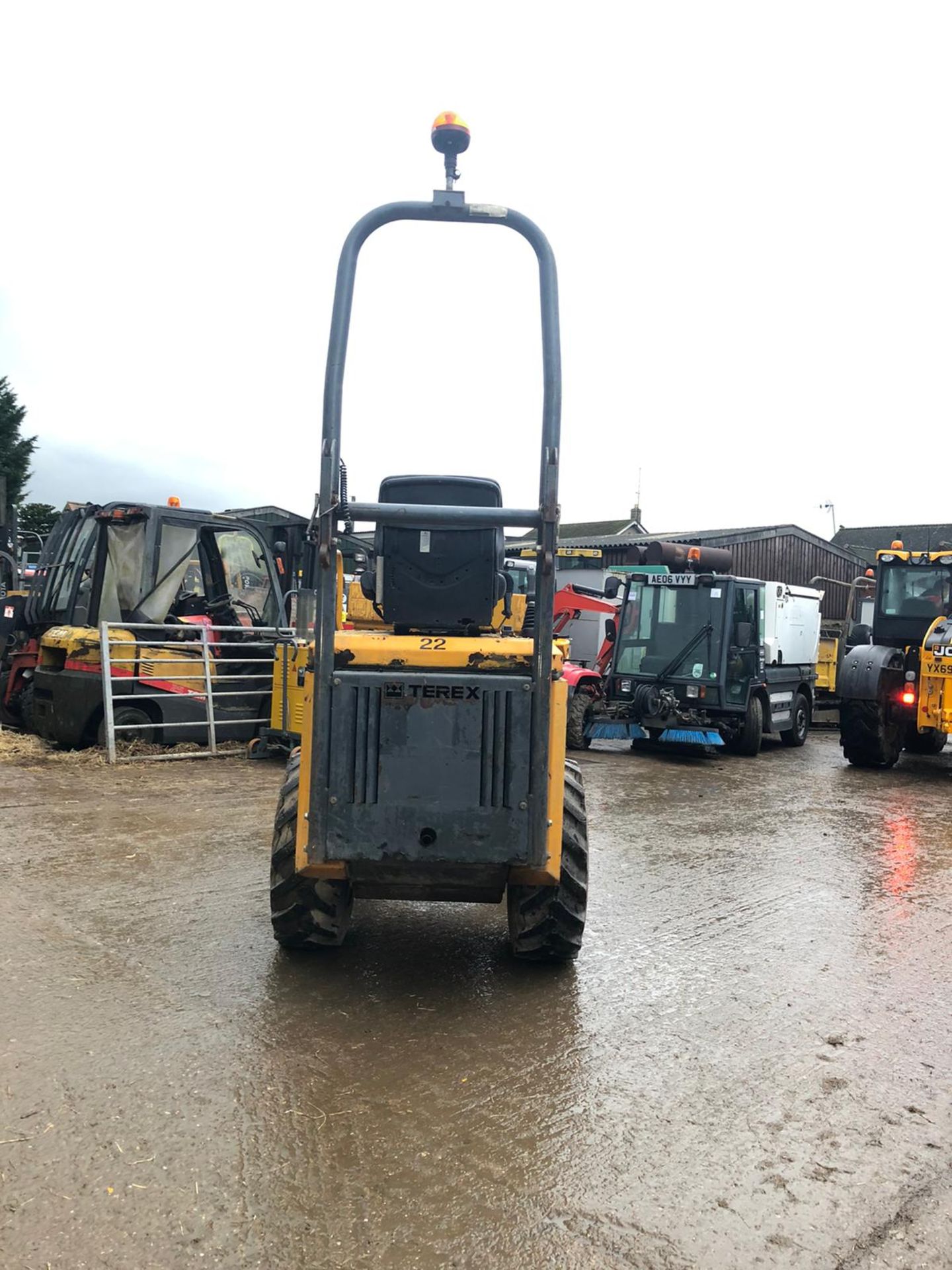 TEREX HD1000 1 TON DUMPER, YEAR 2009, RUNS, WORKS AND TIPS *PLUS VAT* - Image 2 of 6