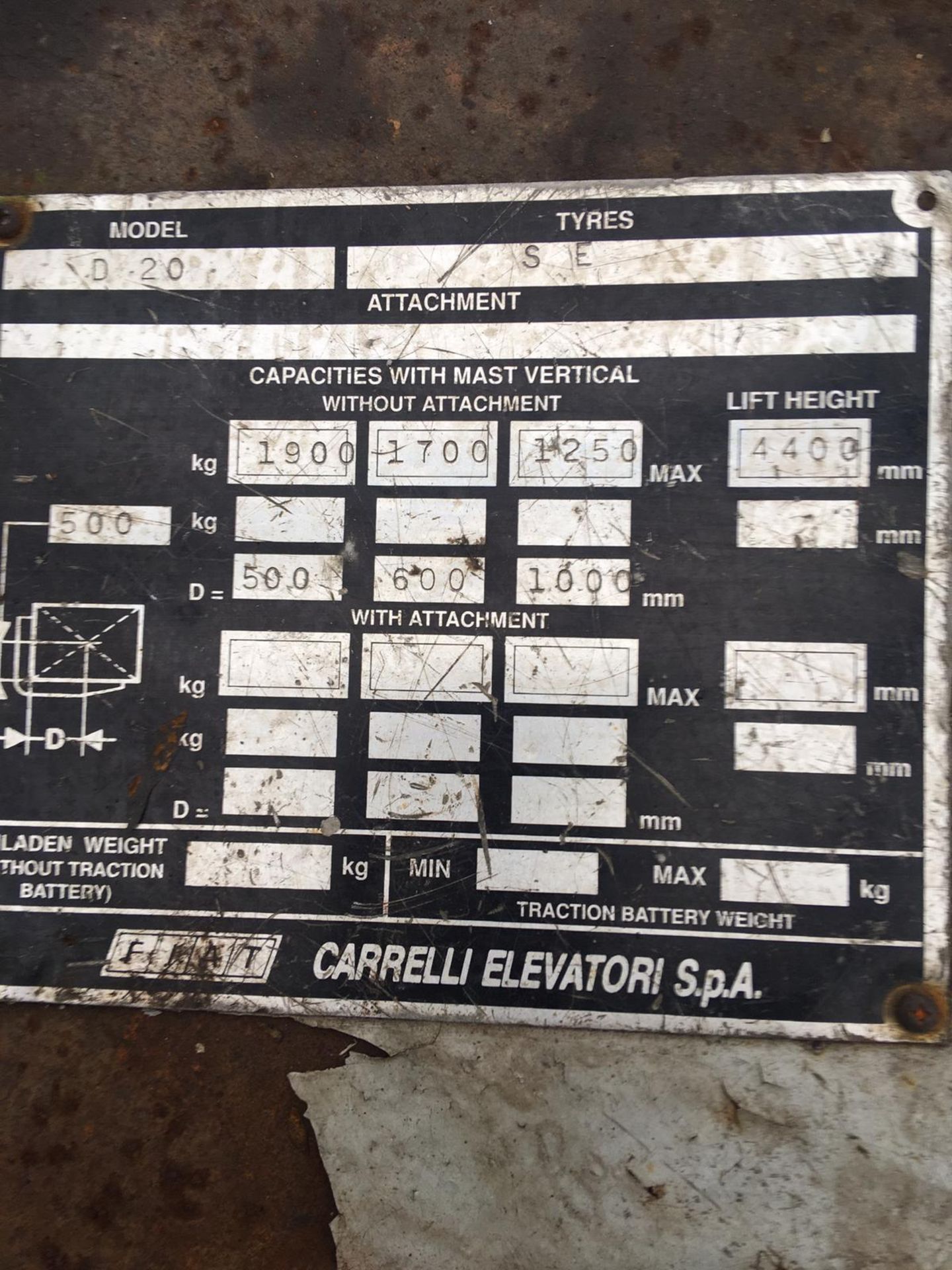 FIAT D20 FORKLIFT WITH SIDE SHIFT, 3 STAGE MAST, 2000 KG CAPACITY, YEAR 1995 *NO VAT* - Image 10 of 12