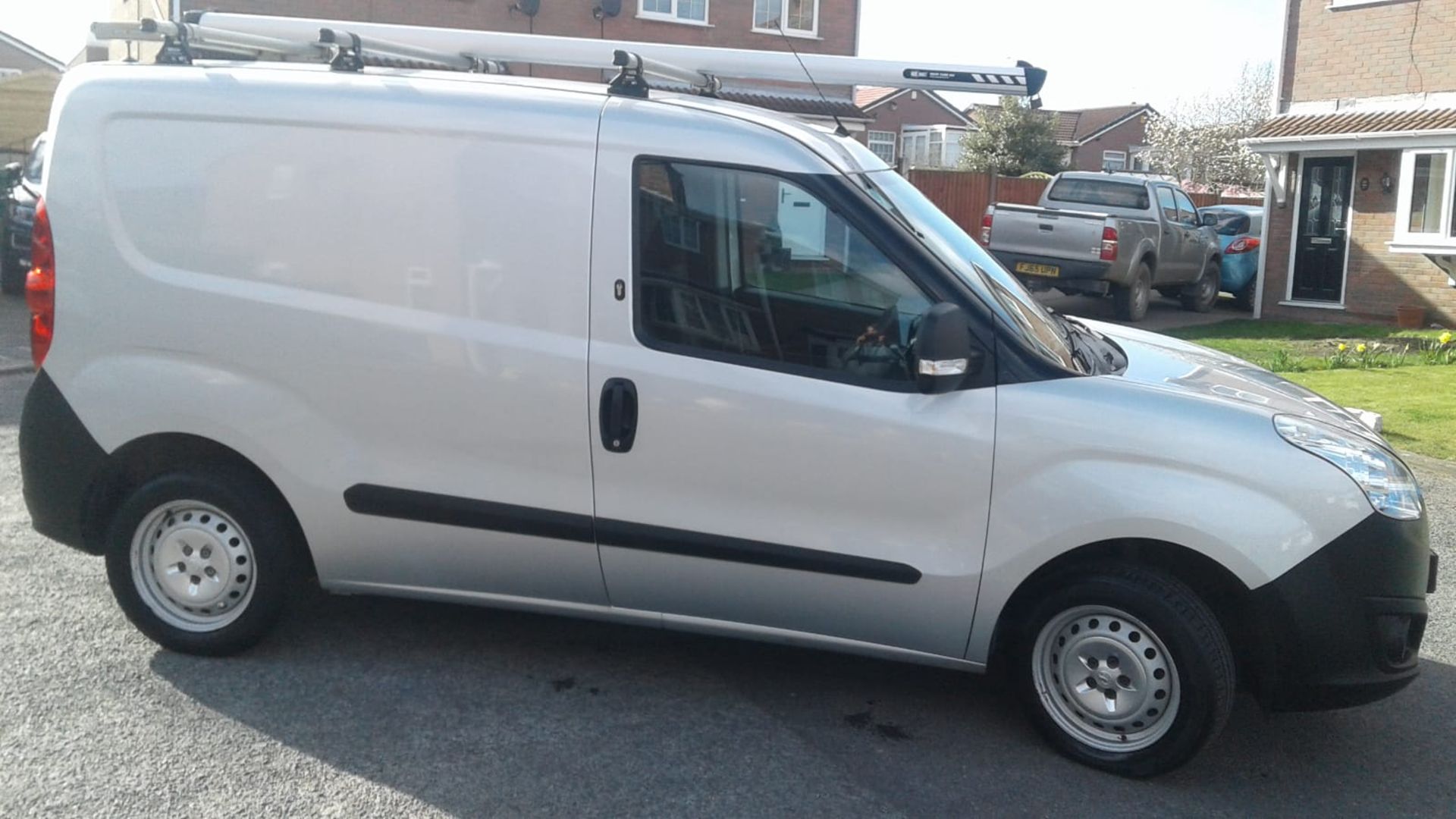 2015/15 REG VAUXHALL COMBO 2000 L1H1 CDTI SS E-FL 1.25 DIESEL PANEL VAN, SHOWING 0 FORMER KEEPERS - Image 6 of 14