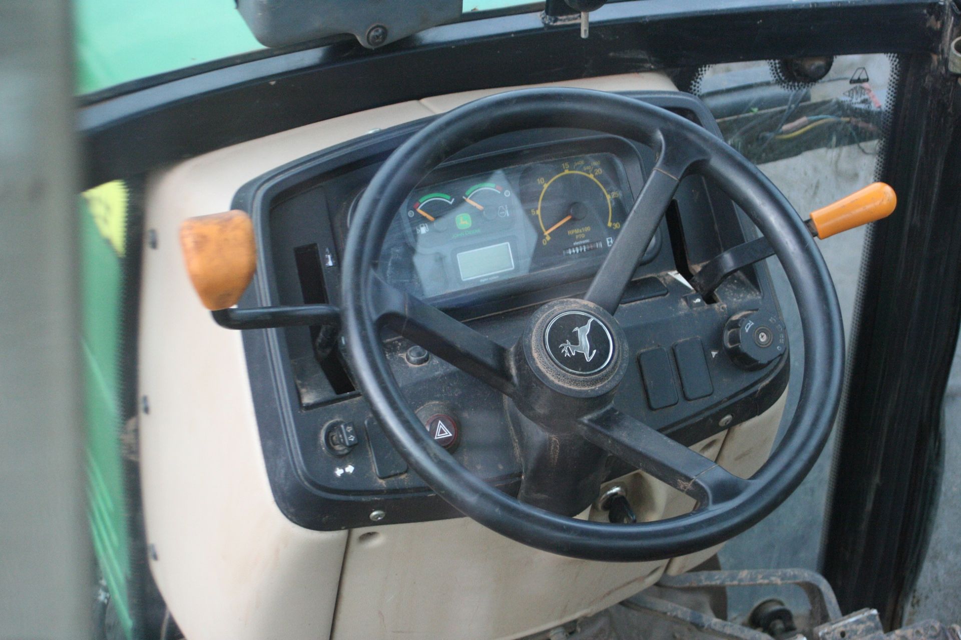 JOHN DEERE 5615F TRACTOR, SHOWING 4073 HOURS, GOOD CONDITION, GOOD YEAR TYRES, READY FOR WORK - Image 7 of 8