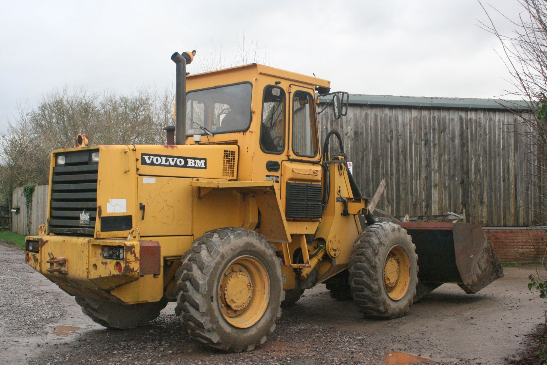 VOLVO L50 LOADING SHOVEL WITH HIGH TIP BUCKET AND PALLET FORKS *PLUS VAT* - Image 5 of 8