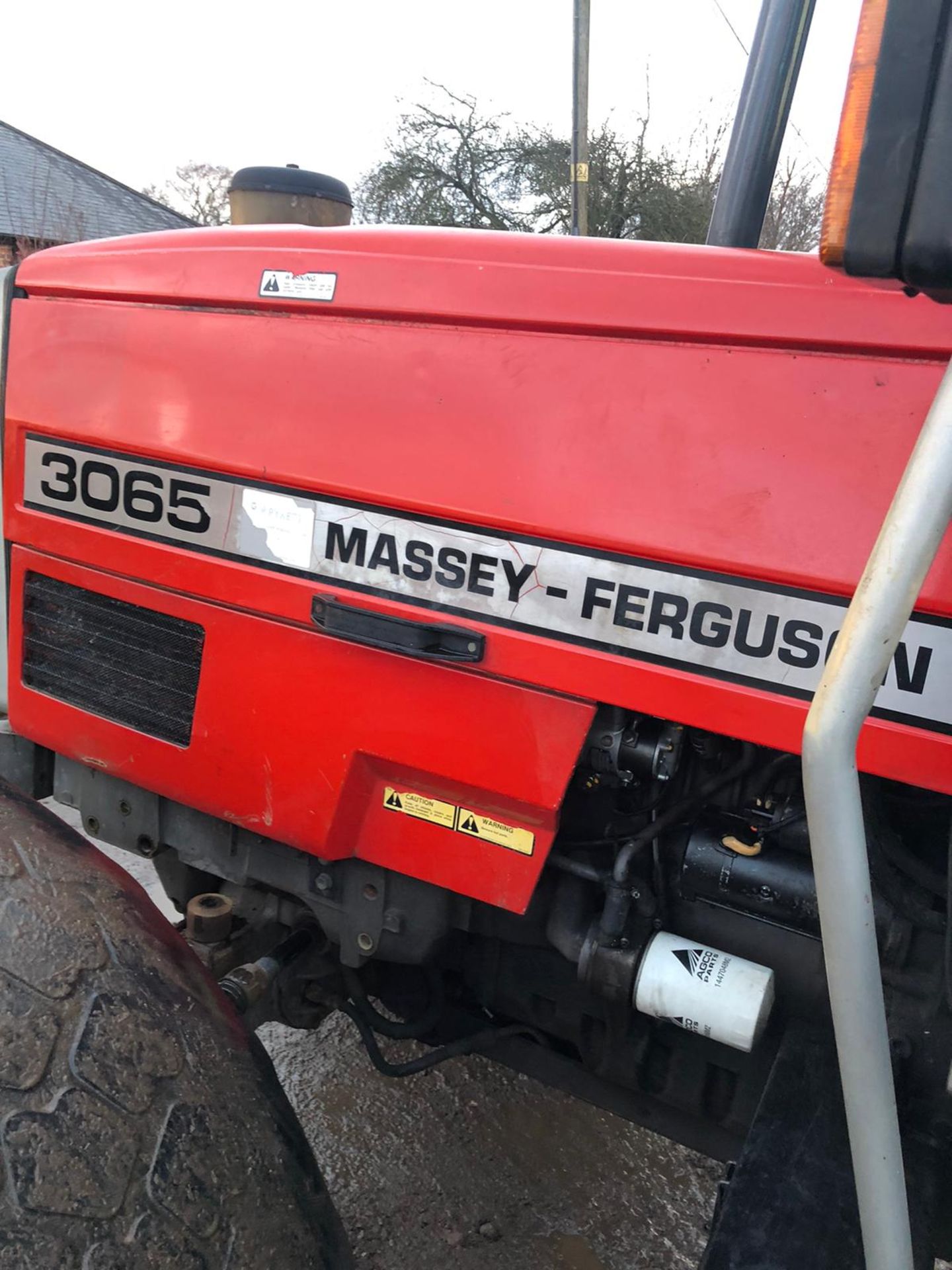 MASSEY FERGUSON 3065 TRACTOR, RUNS AND WORKS, 3 POINT LINKAGE, YEAR 1992, ROAD REGISTERED *PLUS VAT* - Image 5 of 8