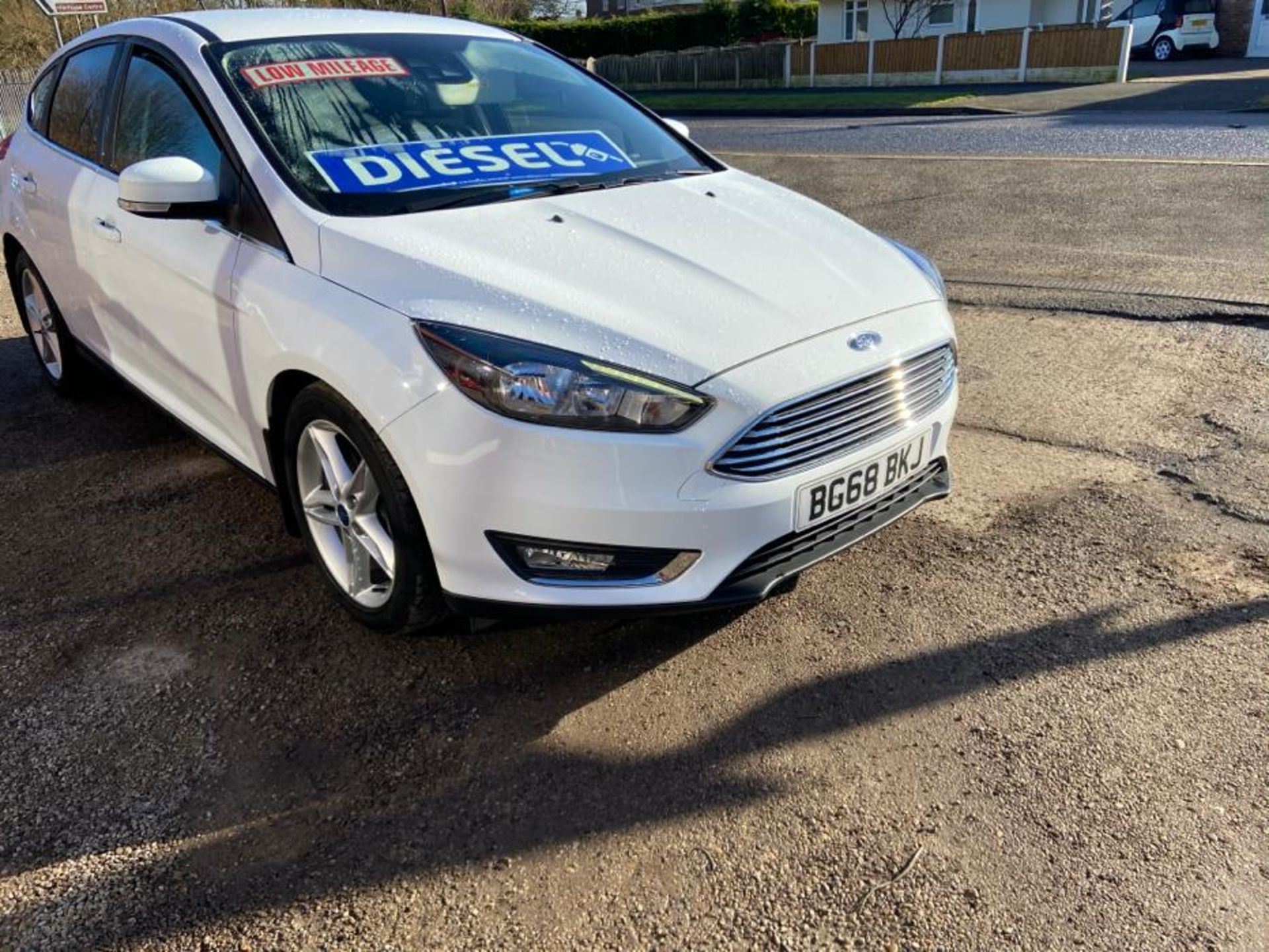 2018/68 REG FORD FOCUS TITANIUM TDCI 1.5 DIESEL 5 DR HATCHBACK, SHOWING 2 FORMER KEEPERS *NO VAT*