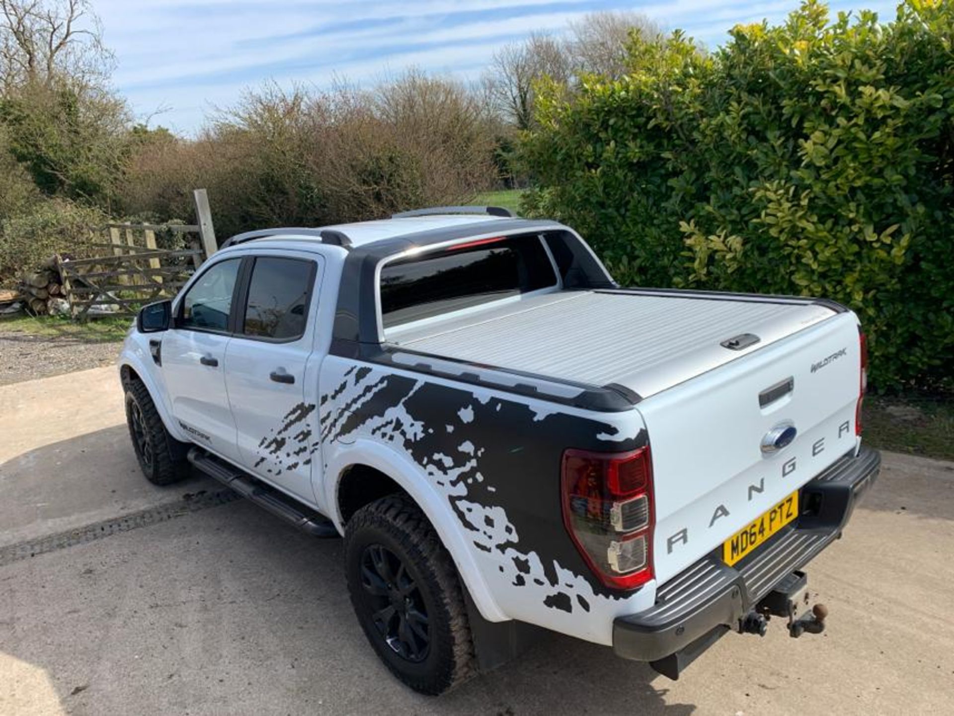 2015/64 REG FORD RANGER WILDTRAK 4X4 WHITE PICK-UP TDCI 3.2L AUTOMATIC, SHOWING 1 FORMER KEEPER - Image 7 of 13