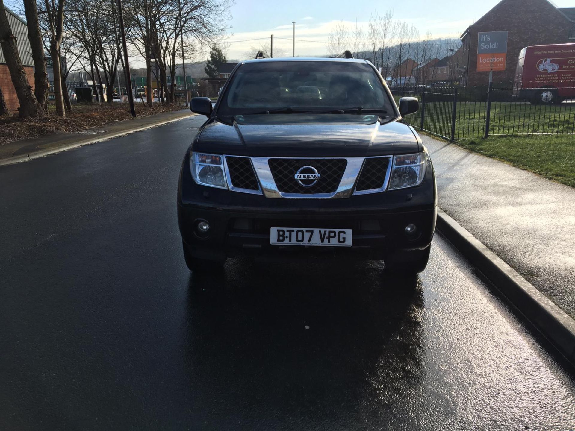 2007/07 REG NISSAN PATHFINDER AVENTURA DCI BLACK 7 SEATER *NO VAT* - Image 2 of 18