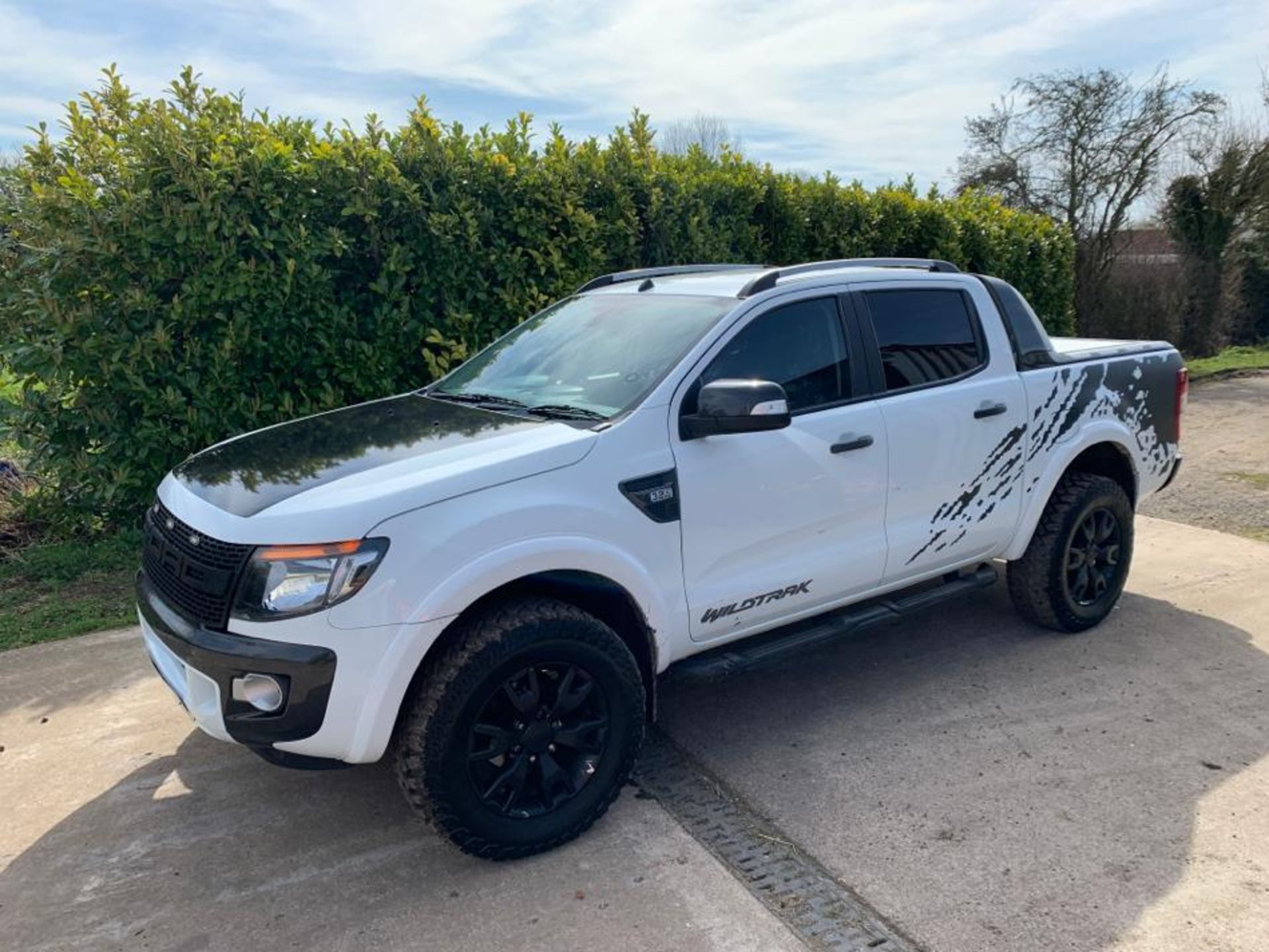 2015/64 REG FORD RANGER WILDTRAK 4X4 WHITE PICK-UP TDCI 3.2L AUTOMATIC, SHOWING 1 FORMER KEEPER - Image 5 of 13