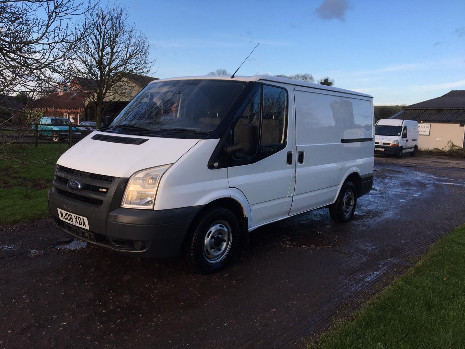 2008/08 REG FORD TRANSIT 85 T260S FWD 2.2 DIESEL PANEL VAN, SHOWING 3 FORMER KEEPERS *NO VAT* - Image 3 of 13