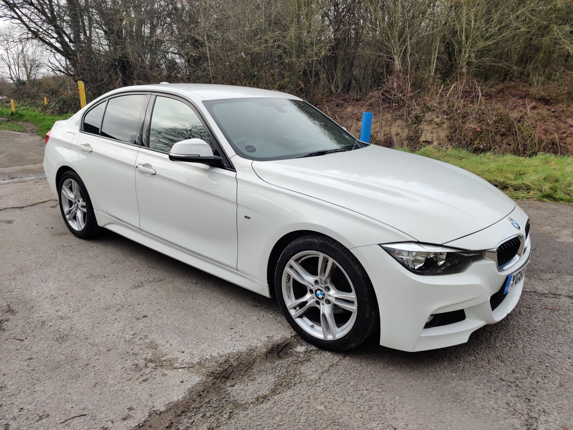 2015/65 REG BMW 318D M SPORT 2.0 DIESEL WHITE 4 DOOR SALOON, SHOWING 0 FORMER KEEPERS *NO VAT*