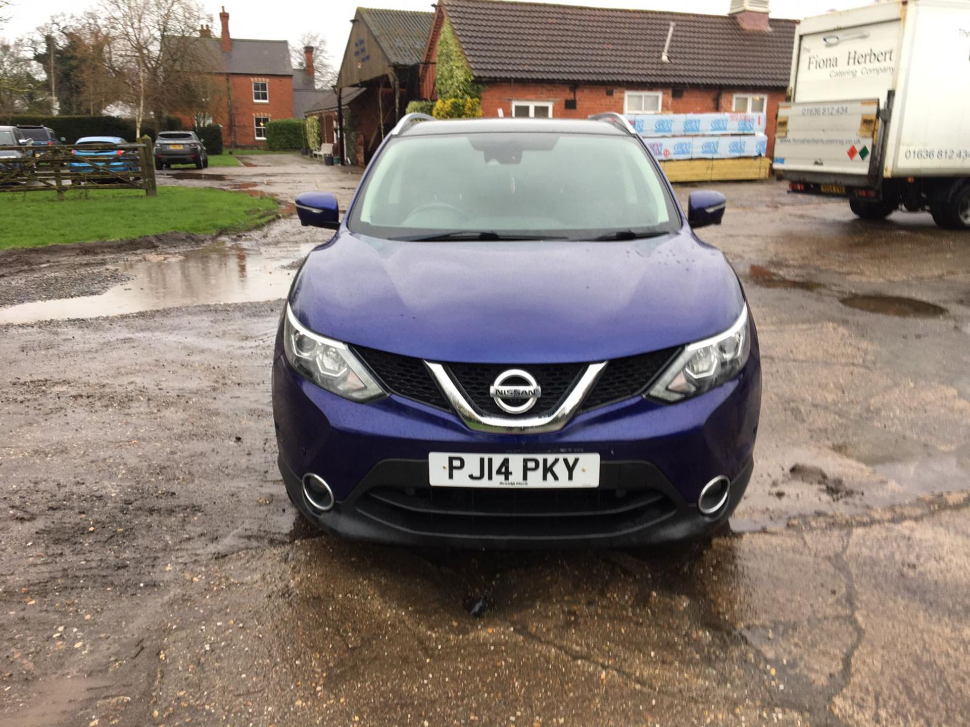 2014/14 REG NISSAN QASHQAI TEKNA DCI 1.5 DIESEL BLUE 5 DOOR HATCHBACK, SHOWING 3 FORMER KEEPERS - Image 2 of 17