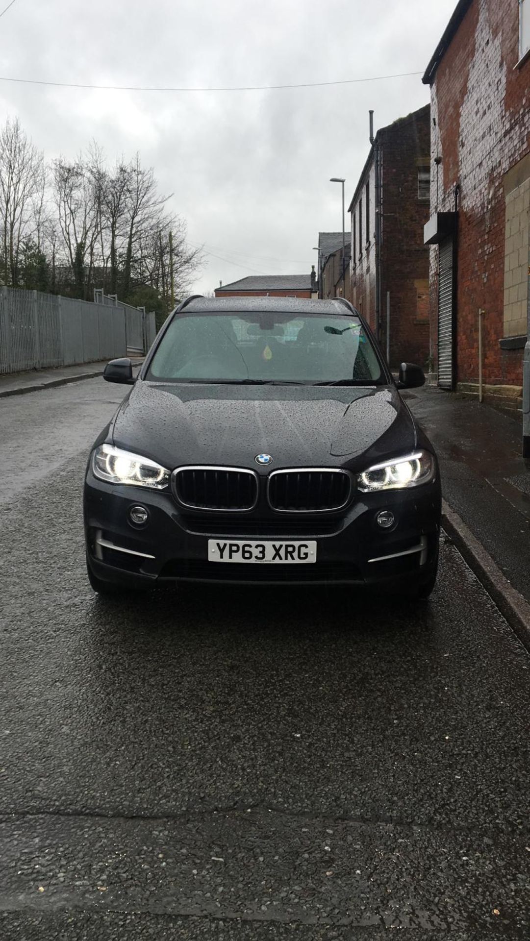 2013/63 REG BMW X5 XDRIVE 30D SE AUTOMATIC 3.0 DIESEL GREY 4X4, SHOWING 1 FORMER KEEPER *NO VAT* - Image 2 of 7
