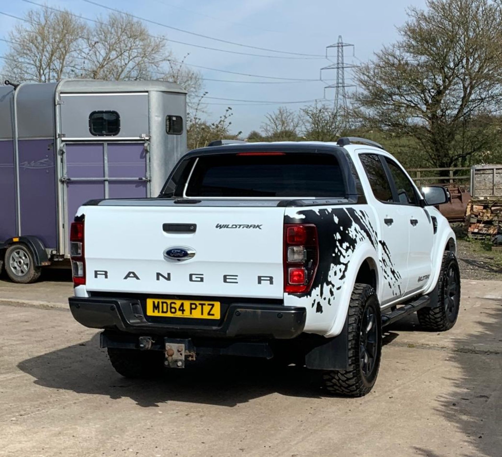 2015/64 REG FORD RANGER WILDTRAK 4X4 WHITE PICK-UP TDCI 3.2L AUTOMATIC, SHOWING 1 FORMER KEEPER - Image 10 of 13