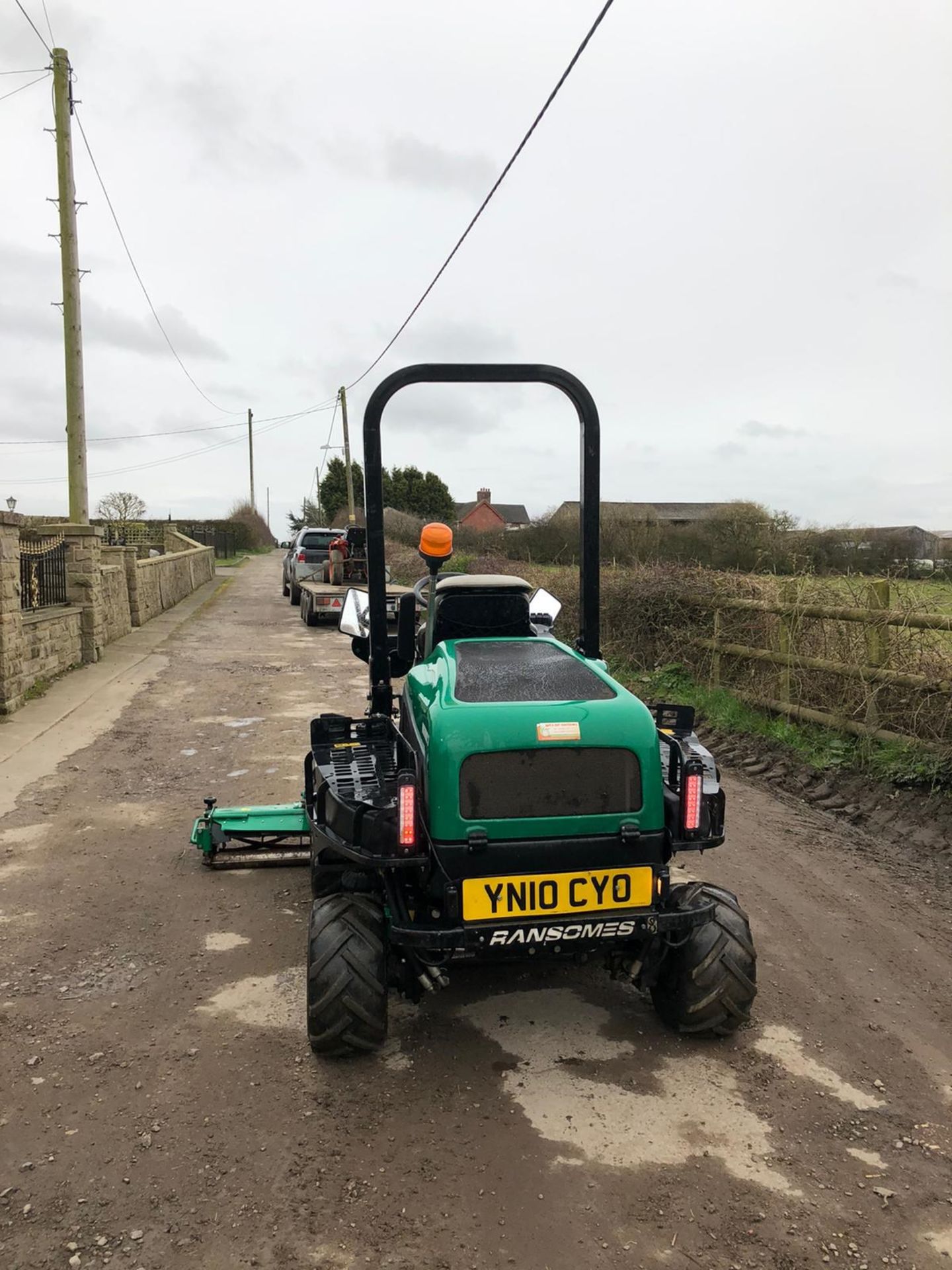 2010 RANSOMES HIGHWAY 3 CYLINDER 4WD MOWER, LOW HOURS ONLY 1859, RUNS, WORKS AND CUTS *PLUS VAT* - Image 6 of 7