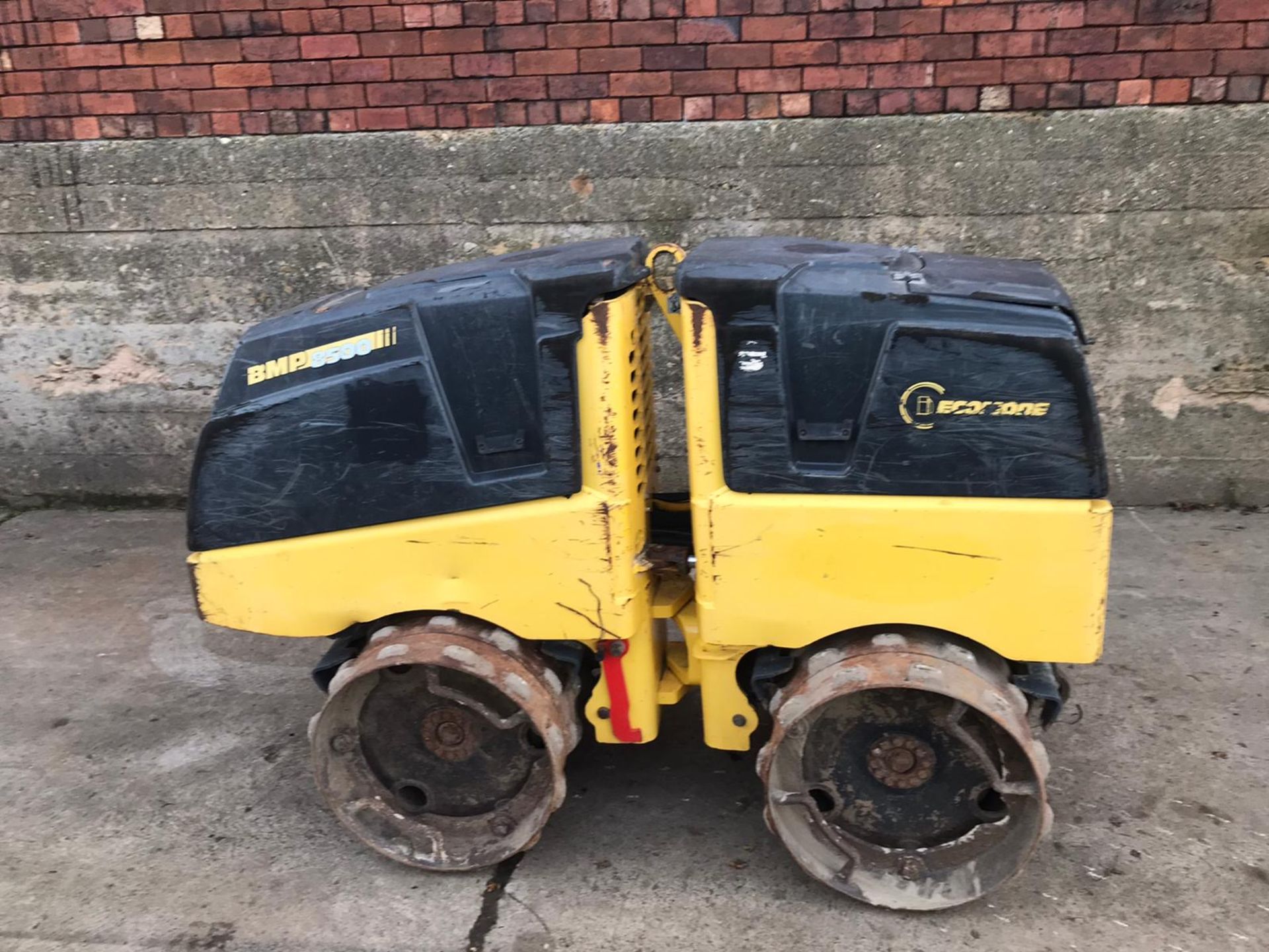 BOMAG TRENCH ROLLER, MODEL BMP8 500, C/W REMOTE CONTROL, KUBOTA DIESEL ENGINE, YEAR 2014 *PLUS VAT*