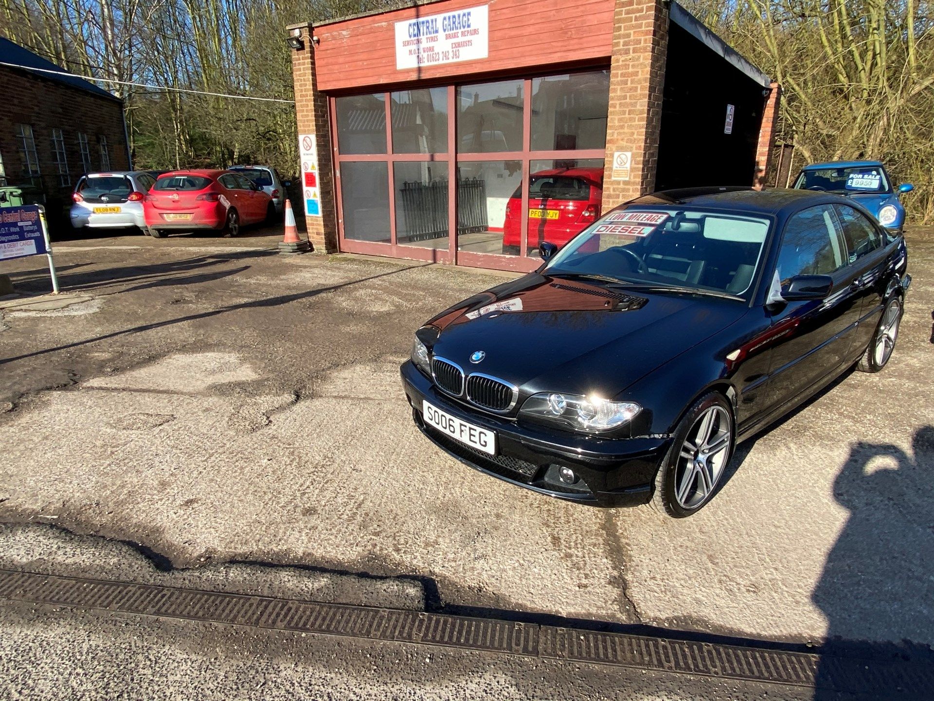 2006/06 REG BMW 320 CD SE 2.0 DIESEL BLACK COUPE *NO VAT* - Image 2 of 9