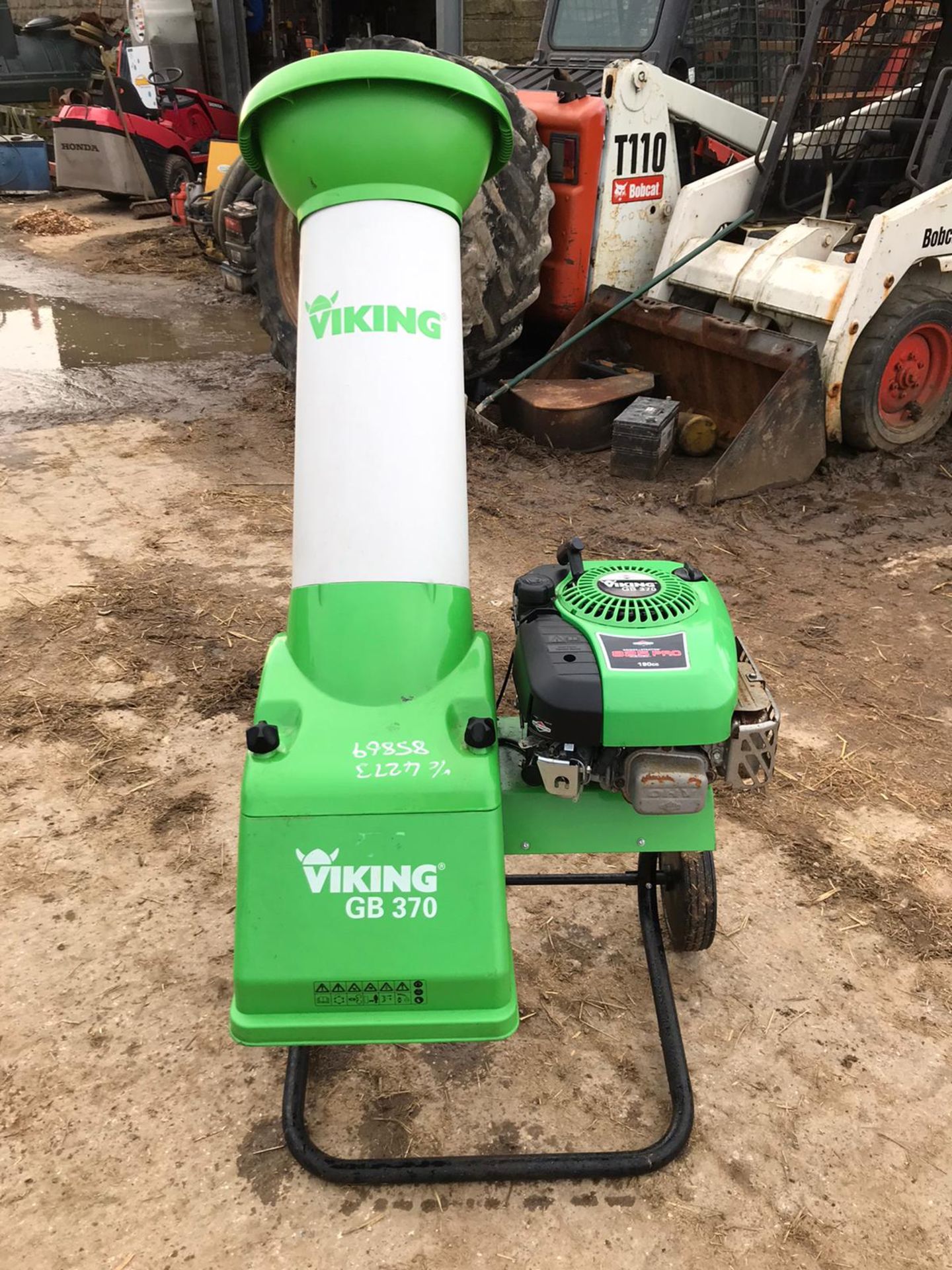 VIKING WOOD CHIPPER, RUNS, DRIVES AND CUTS 190CC *PLUS VAT* - Bild 2 aus 6