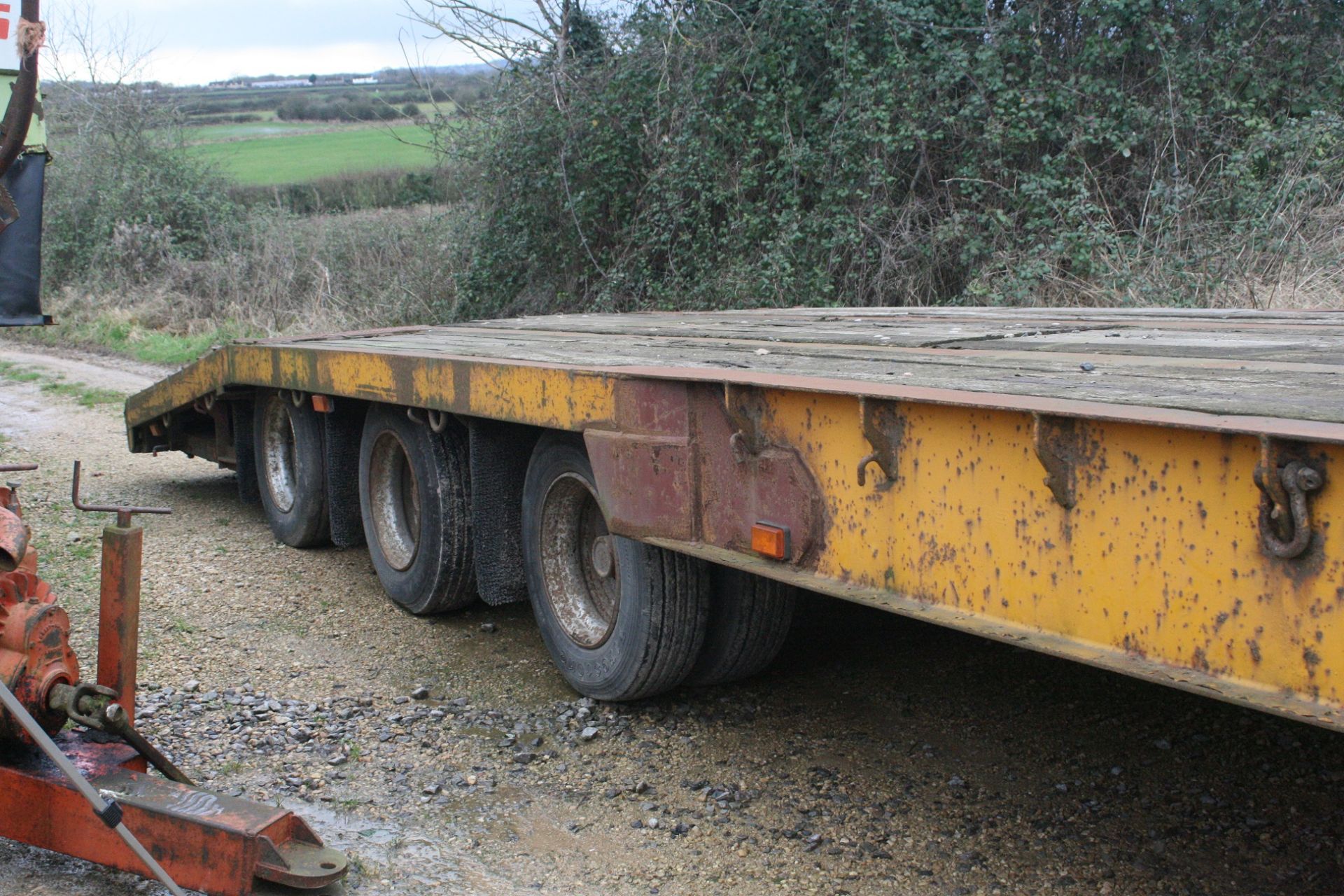 ANDOVER SFCL36 TRI-AXLE TRAILER, 36 TON, REAR LIFT AXLE, NO MOT, YEAR 1998 *PLUS VAT* - Image 8 of 12