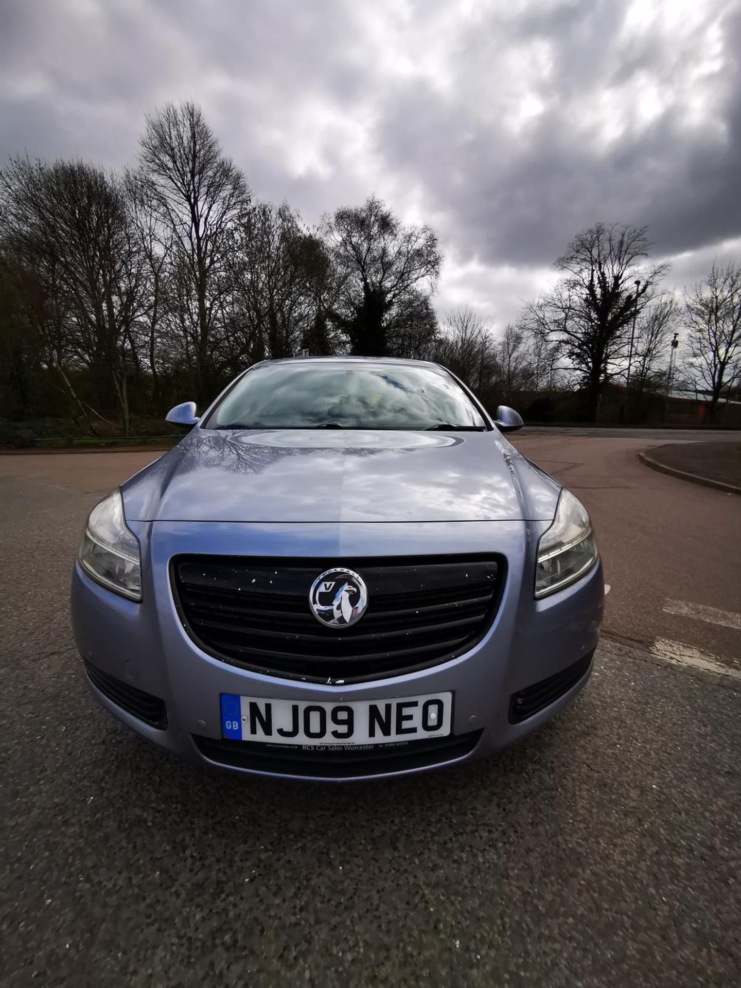 2009/09 REG VAUXHALL INSIGNIA EXCLUSIVE 160CDTI 2.0 DIESEL SILVER 5 DOOR HATCHBACK *NO VAT* - Image 5 of 15