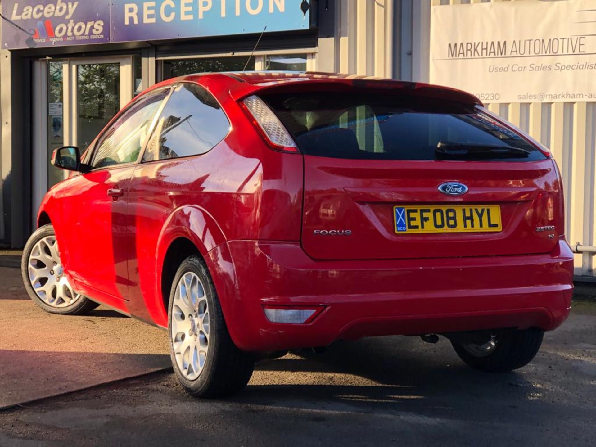 2008/08 REG FORD FOCUS ZETEC 125 1.8 PETROL RED 3DR HATCHBACK *NO VAT* - Image 4 of 12