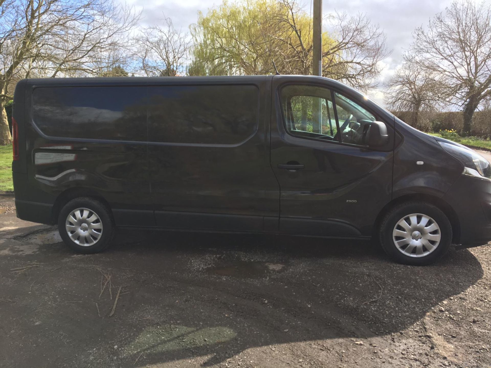 2016/66 REG VAUXHALL VIVARO 2900 CDTI 1.6 DIESEL BLACK PANEL VAN, SHOWING 0 FORMER KEEPERS - Image 12 of 16