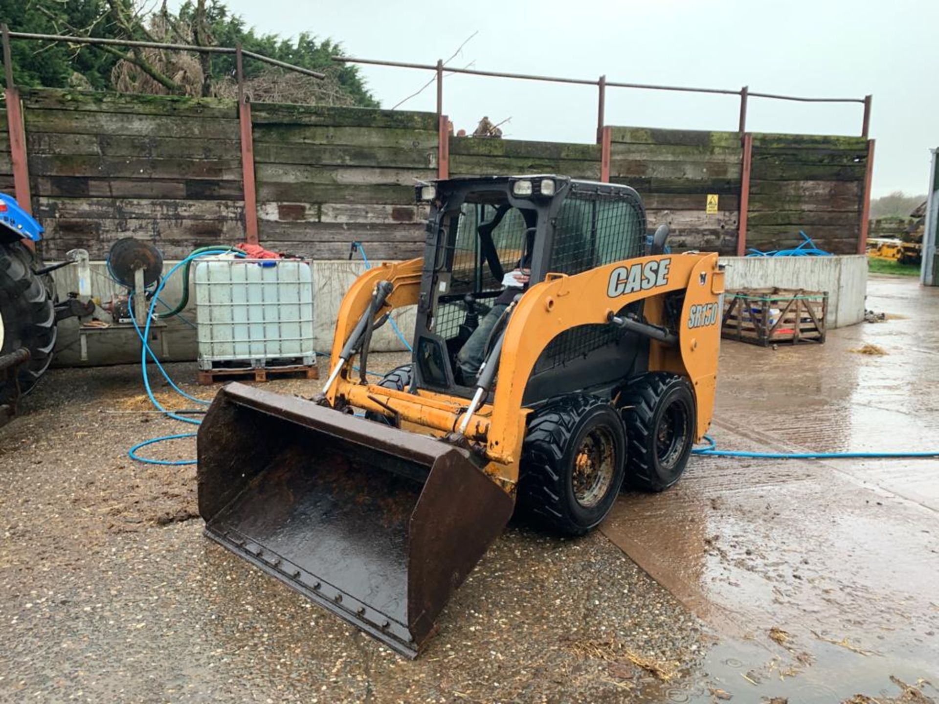 2014 CASE SR150 SKID STEER LOADER, RUNS, WORKS AND LIFTS AS IT SHOULD *PLUS VAT* - Bild 2 aus 9