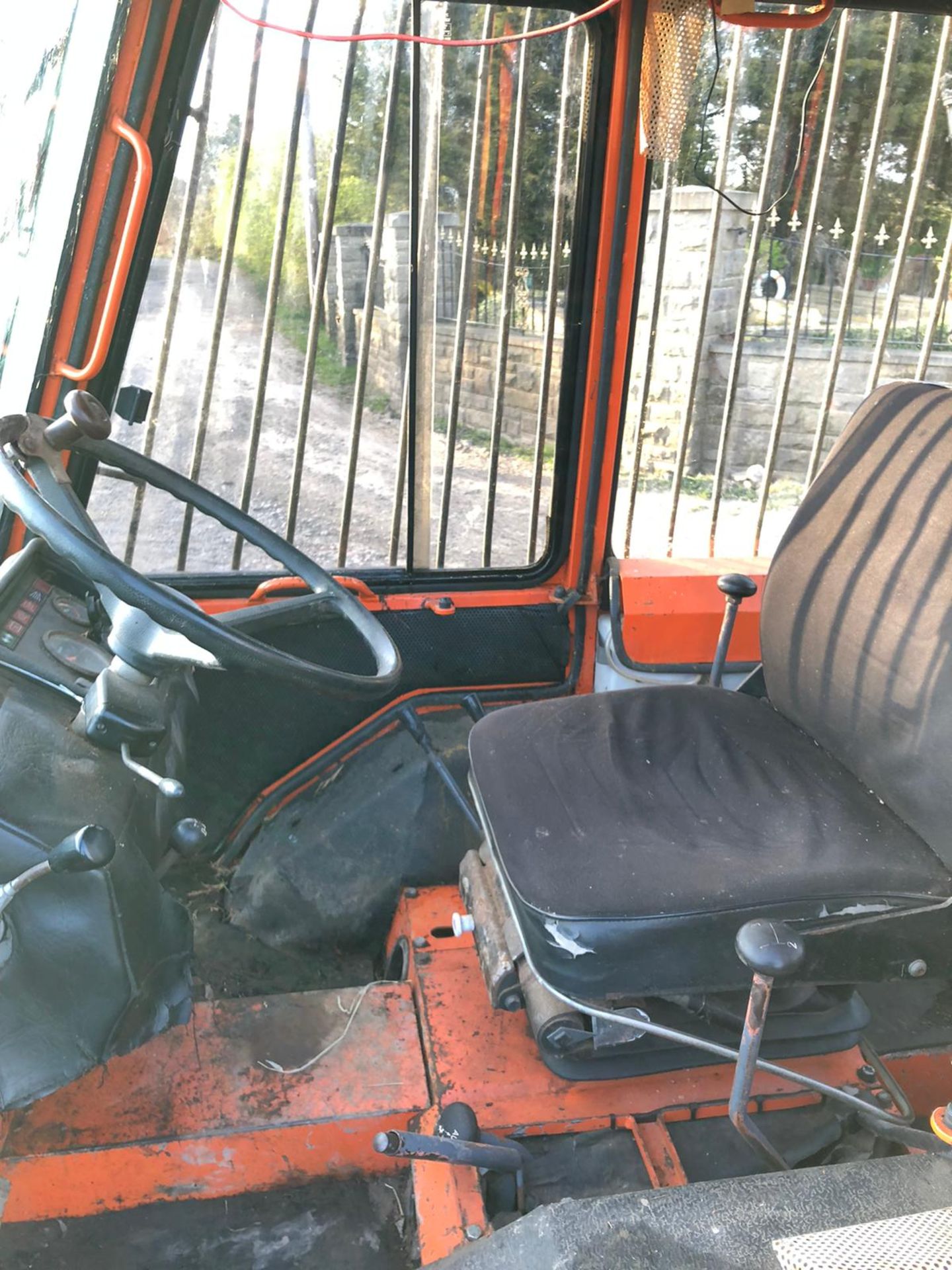 HOLDER 412 TRACTOR, RUNS, WORKS & DRIVES, 4 WHEEL DRIVE, PTO ON THE FRONT, 3 POINT LINKAGE *NO VAT* - Bild 9 aus 9