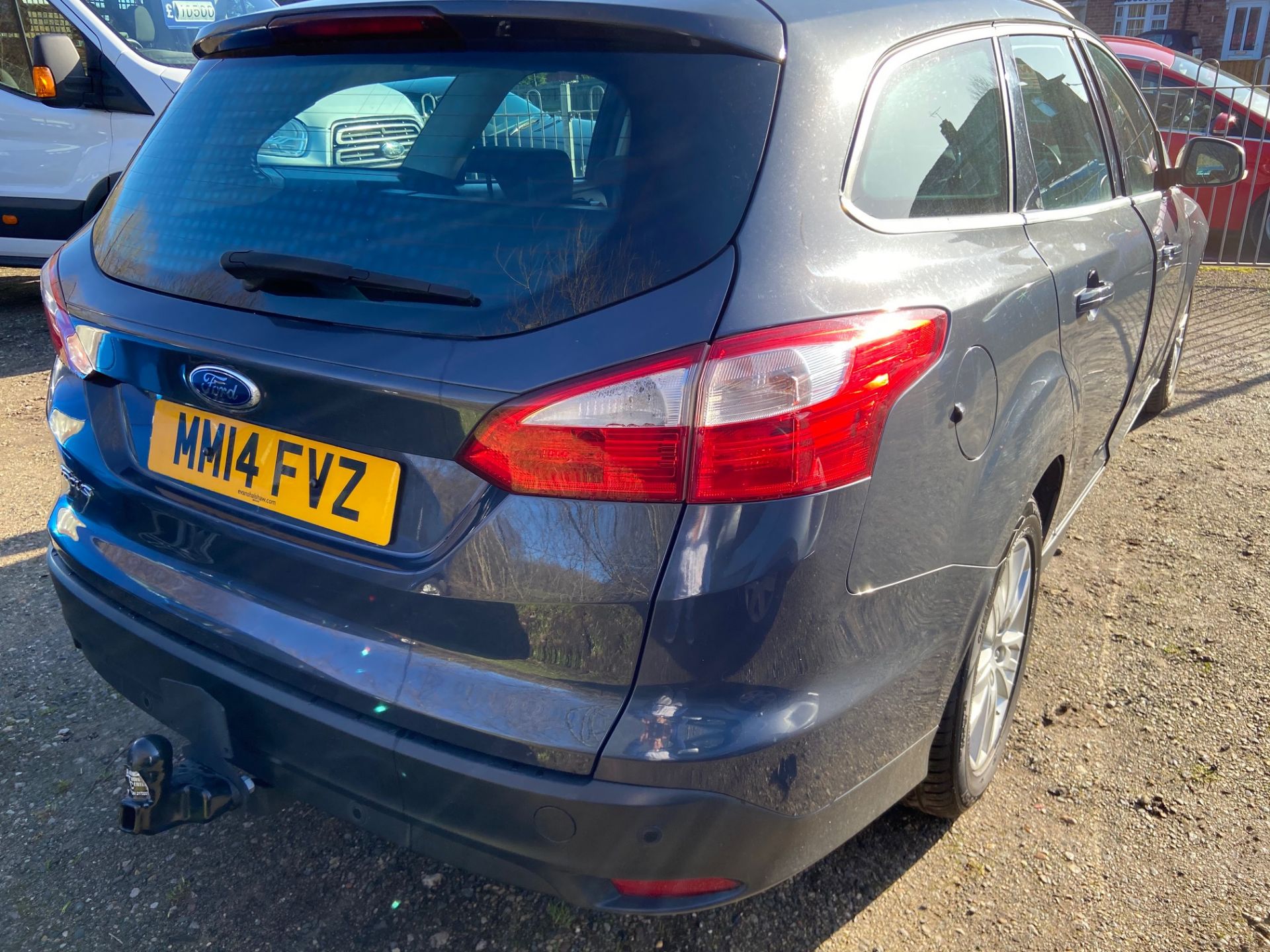 2014/14 REG FORD FOCUS TITANIUM NAVIGATOR 1.6 DIESEL ESTATE, SHOWING 3 FORMER KEEPERS - LOW MILEAGE! - Image 3 of 8