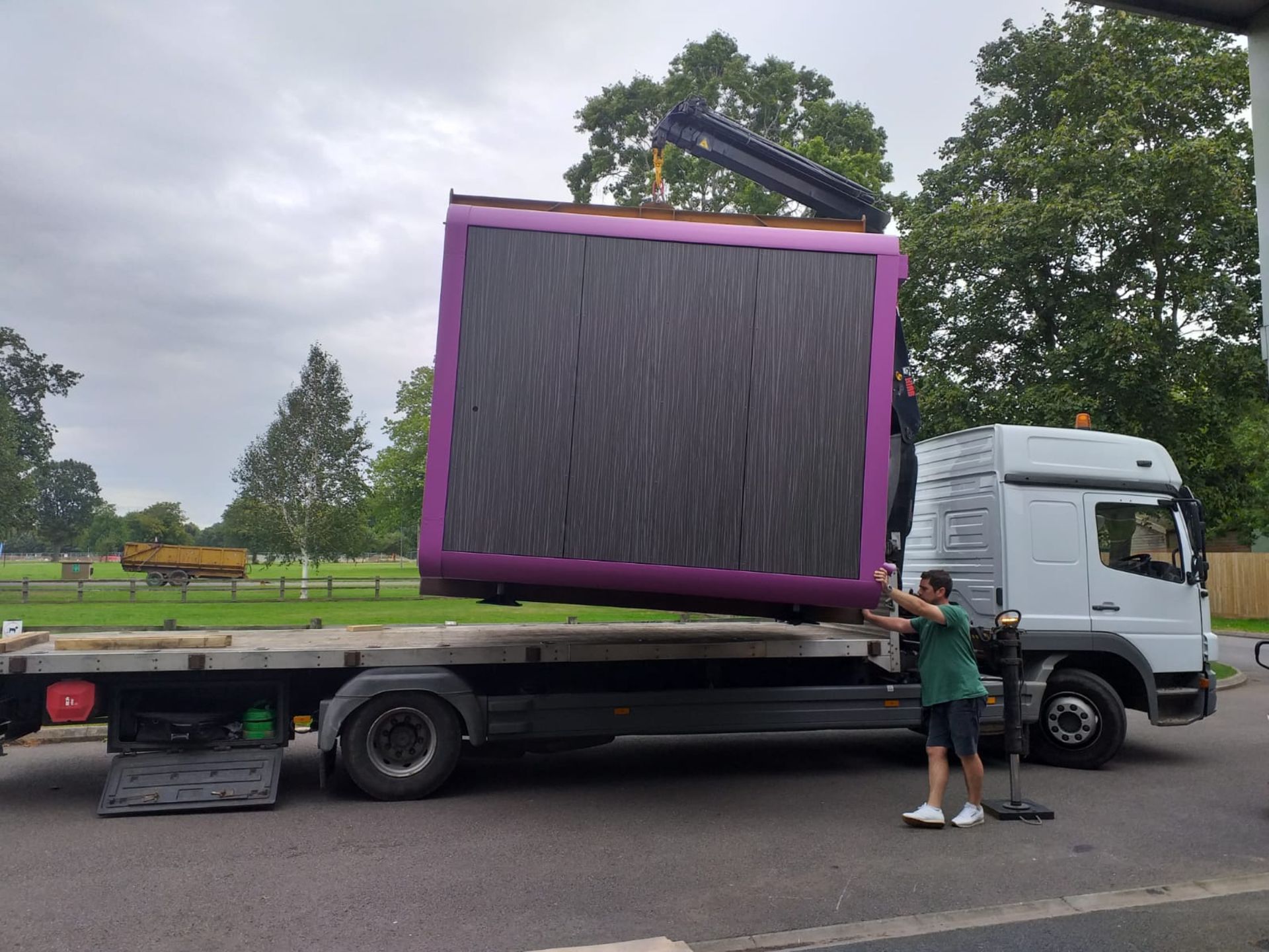 2010 MERCEDES ATEGO 1329L DIESEL FLAT-BED CRANE LORRY SLEEPER CAB, *NO VAT - Image 11 of 11