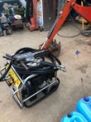JCB HYDRAULIC POWER PACK WITH PIPE AND BRAKER *NO VAT*